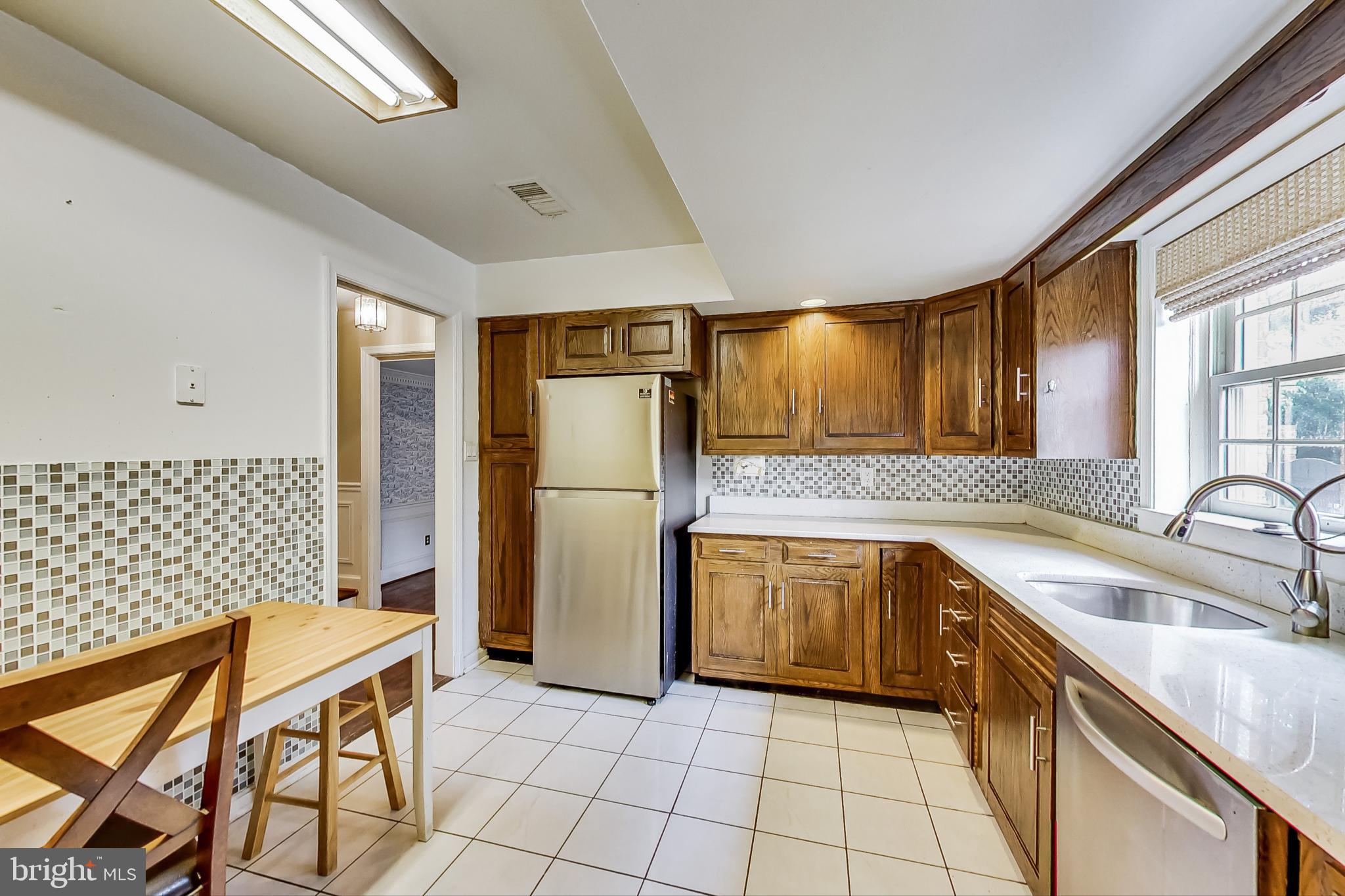 CREST OF WICKFORD - Residential Lease