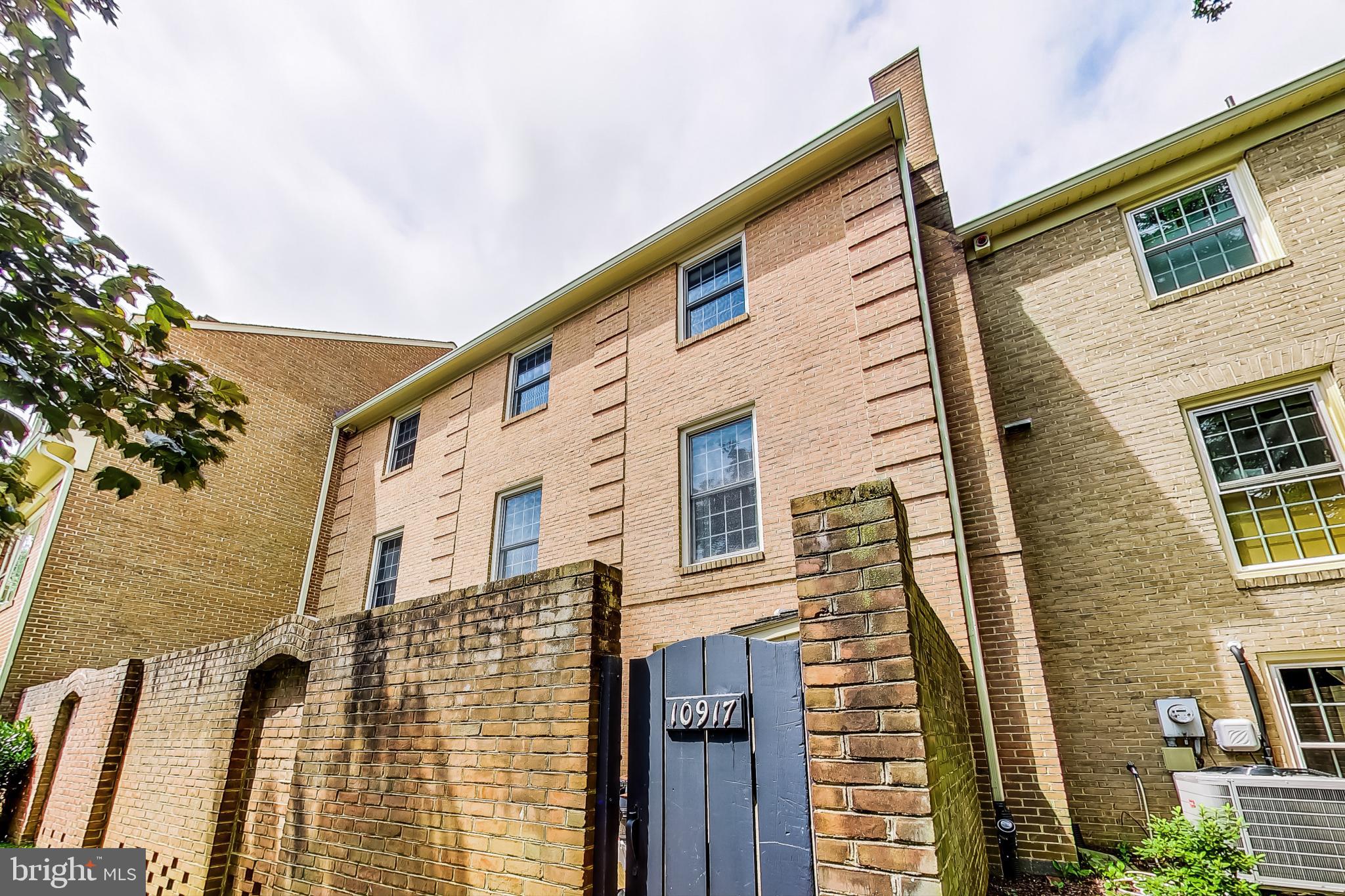 CREST OF WICKFORD - Residential Lease