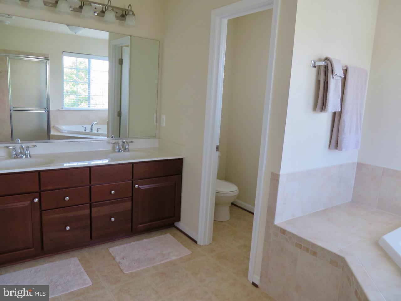 LEONARDTOWN FARMS - Residential Lease