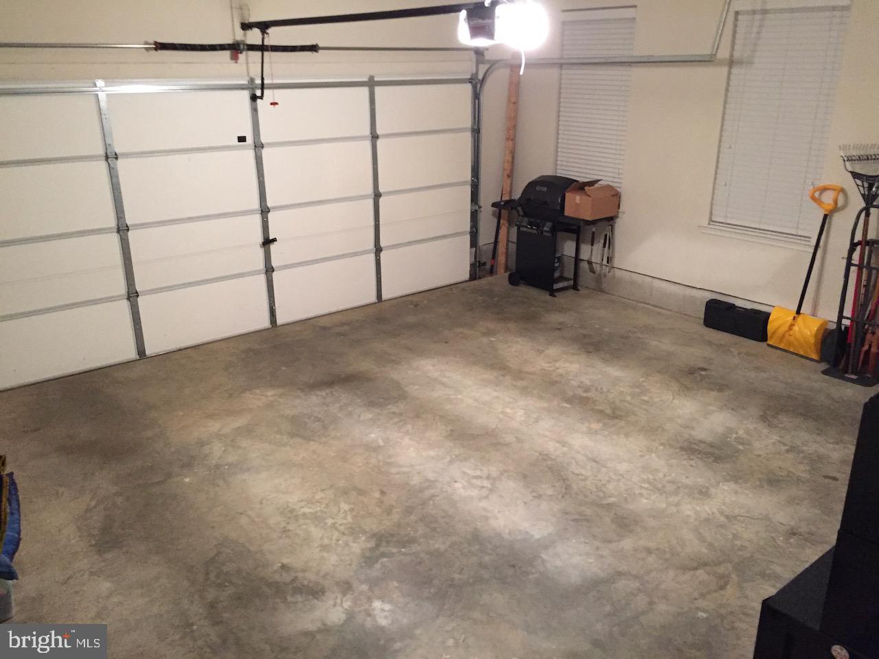 LEONARDTOWN FARMS - Residential Lease