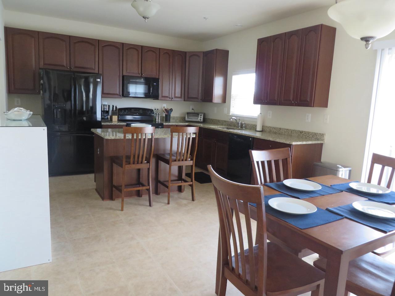 LEONARDTOWN FARMS - Residential Lease