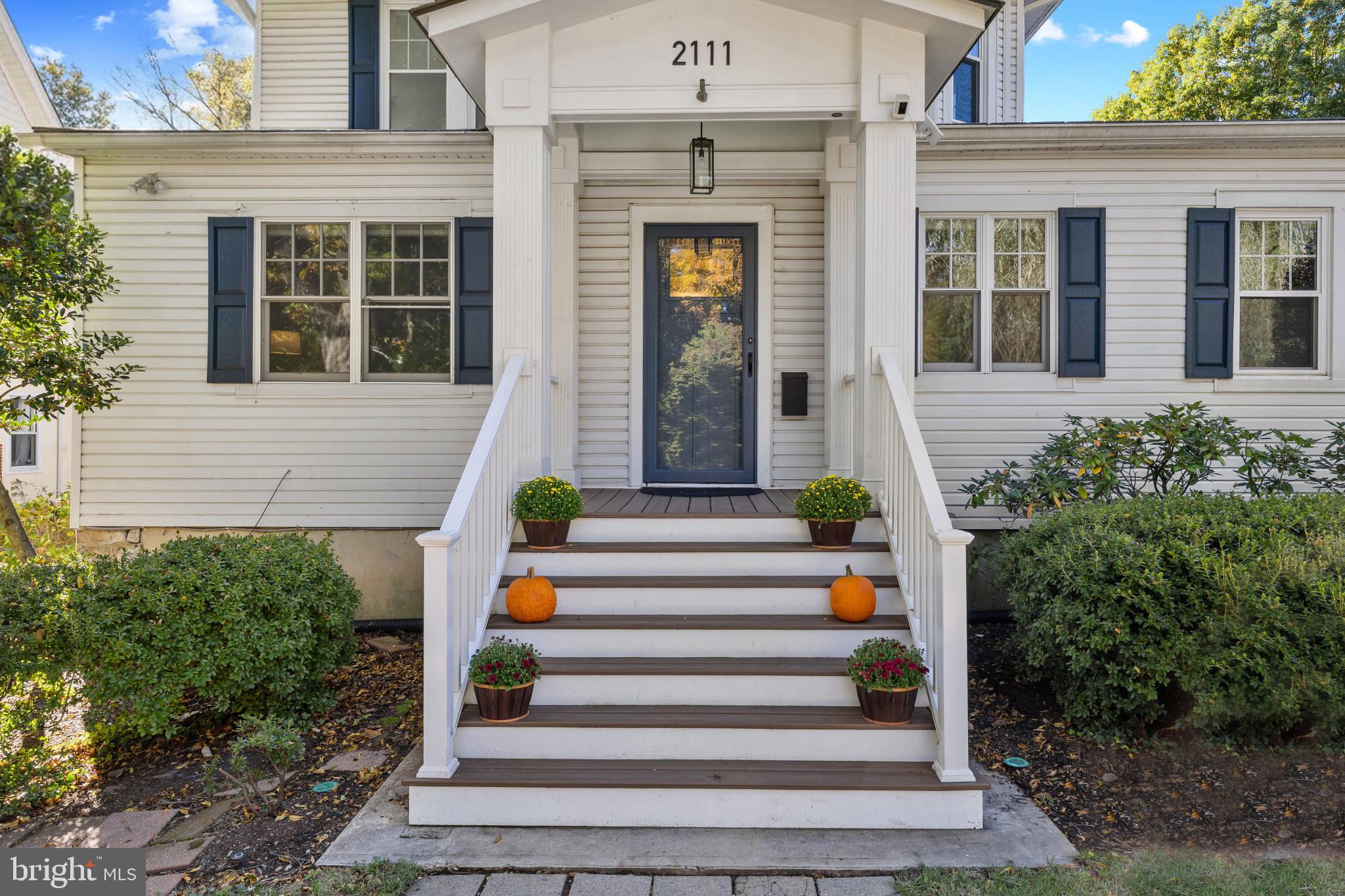 2111 CARTERDALE ROAD