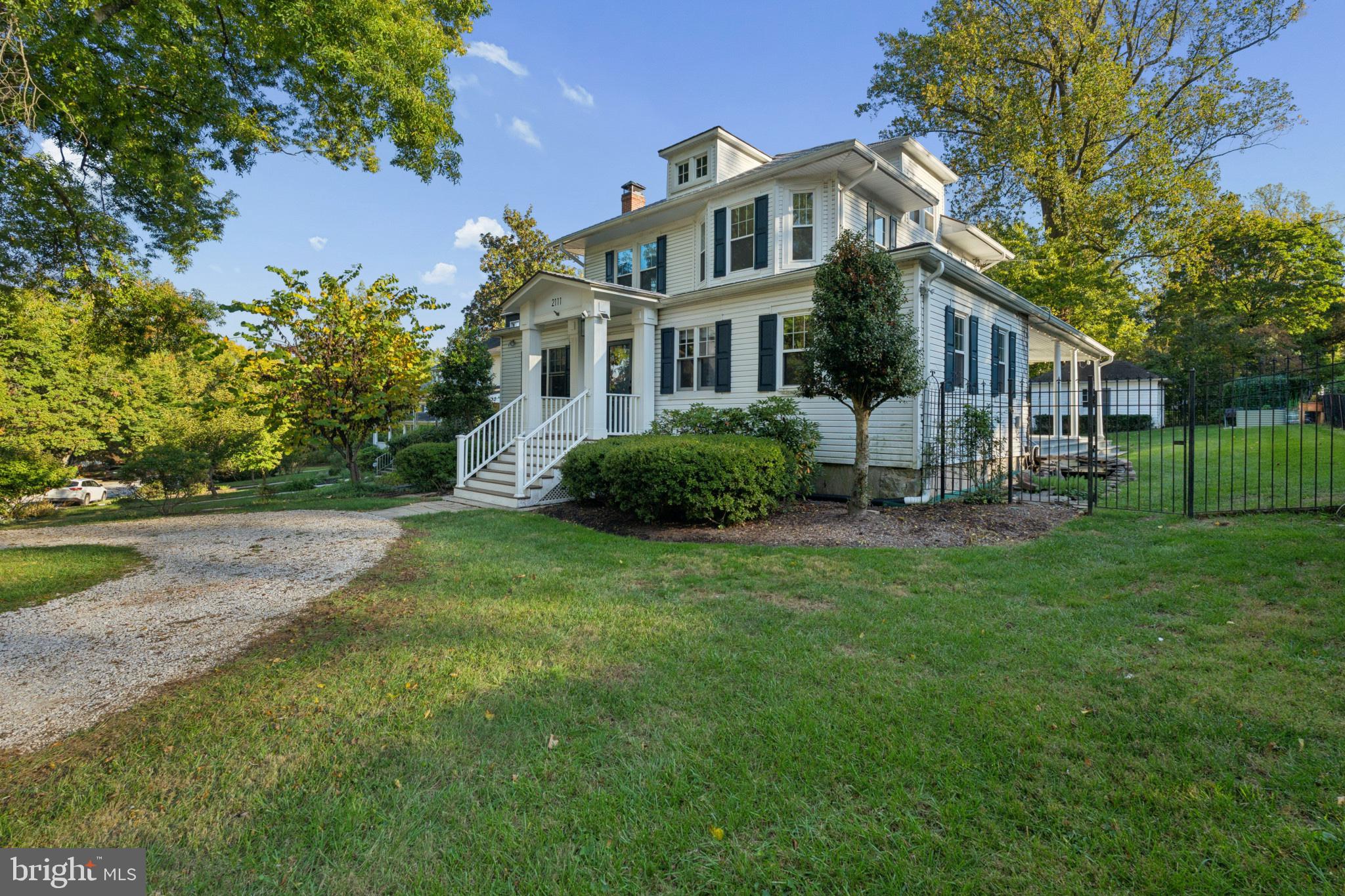 2111 CARTERDALE ROAD