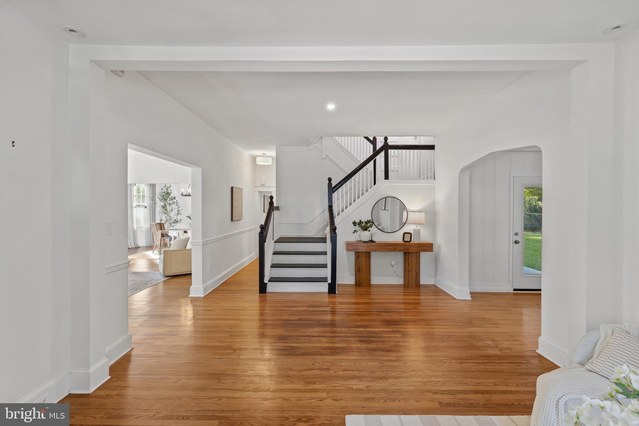 2111 CARTERDALE ROAD
