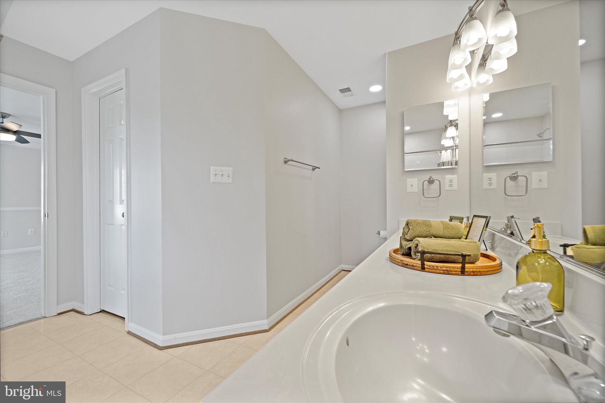 KINGSBROOKE - Residential