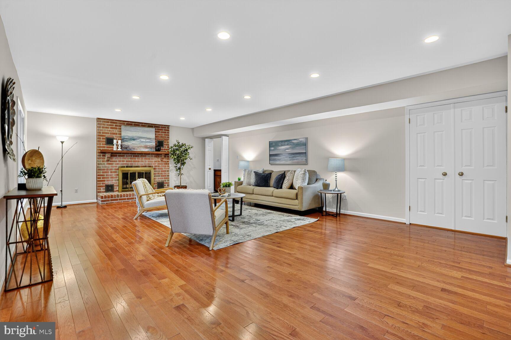 BURKE RIDGE CLUSTER - Residential