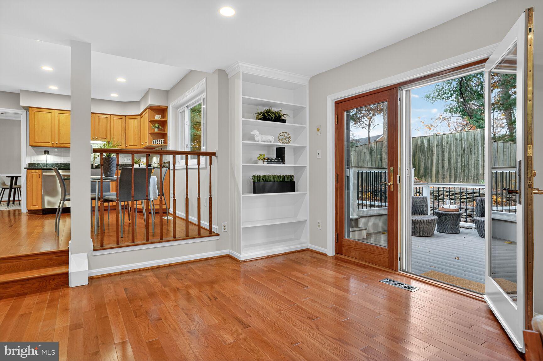 BURKE RIDGE CLUSTER - Residential