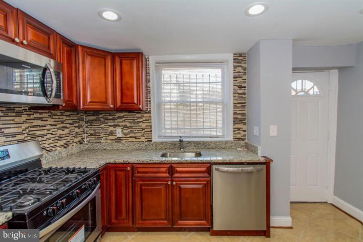 MILL HILL - Residential