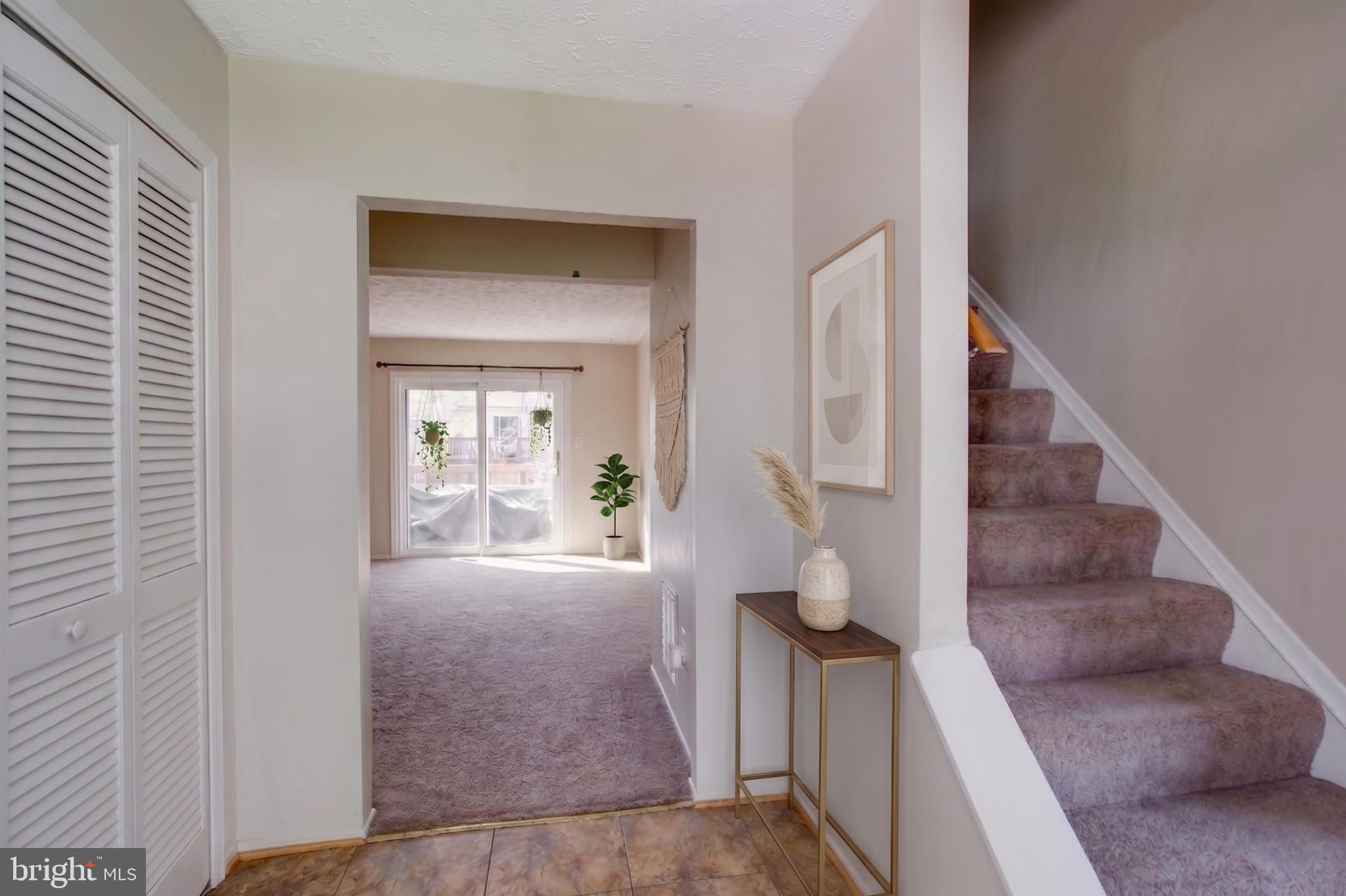 DORCHESTER - ST. CHARLES - Residential