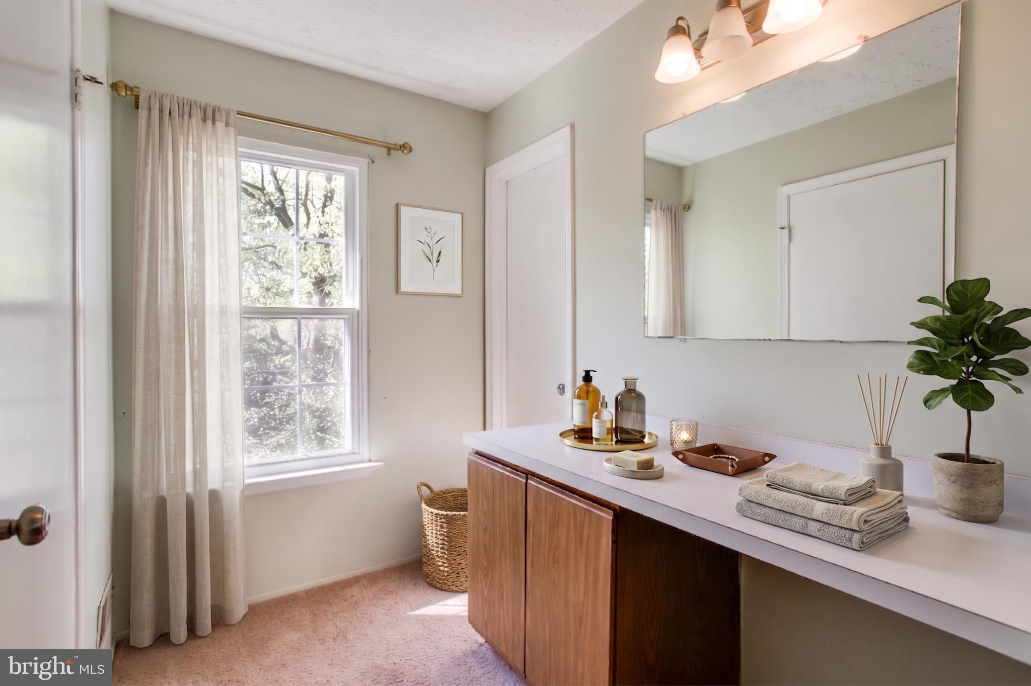 DORCHESTER - ST. CHARLES - Residential