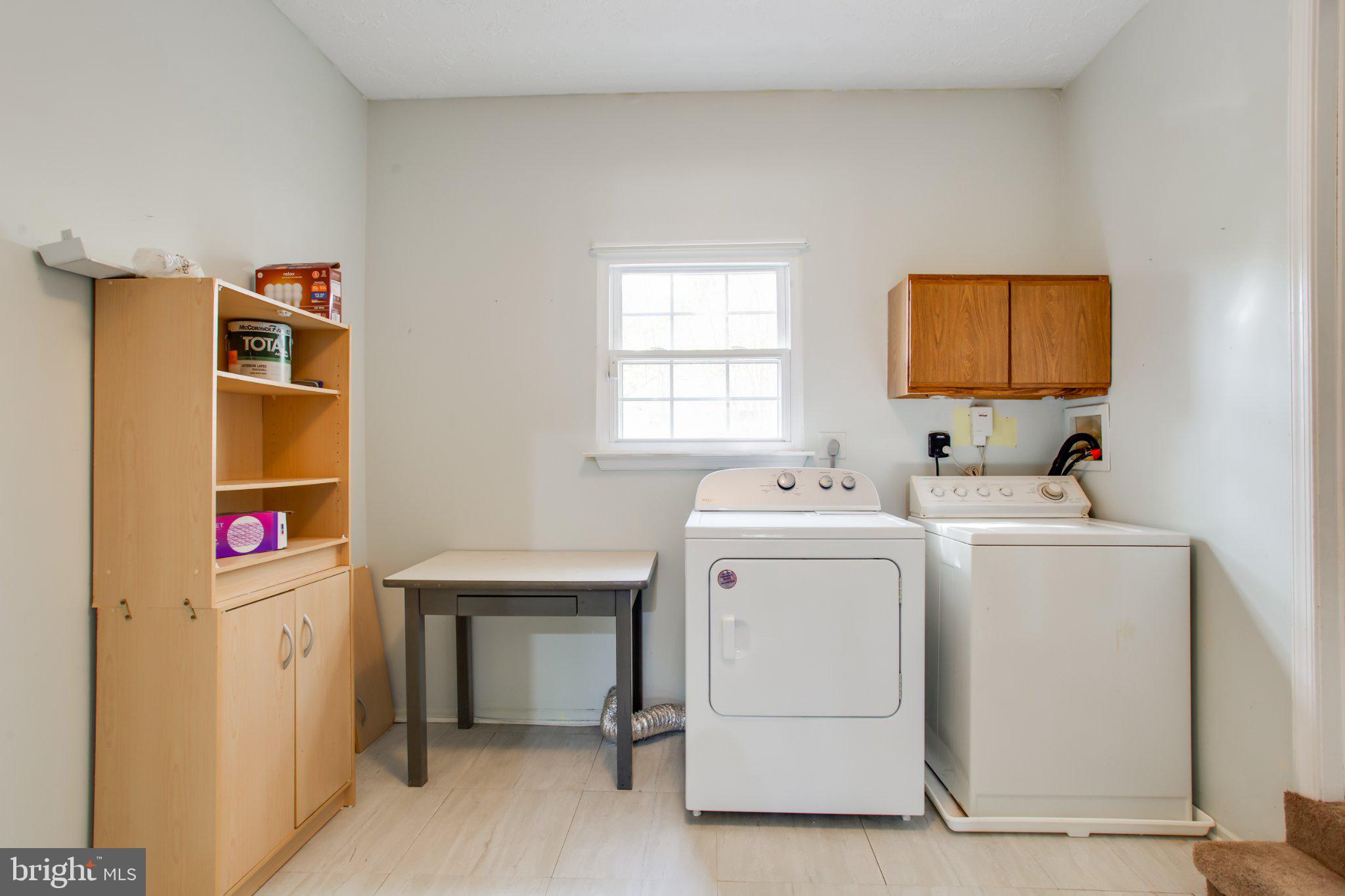 DORCHESTER - ST. CHARLES - Residential