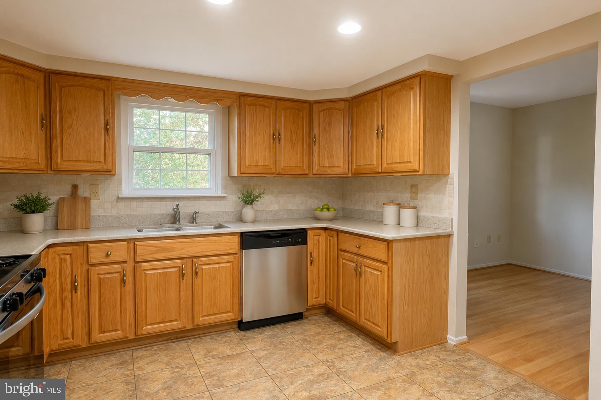 DORCHESTER - ST. CHARLES - Residential