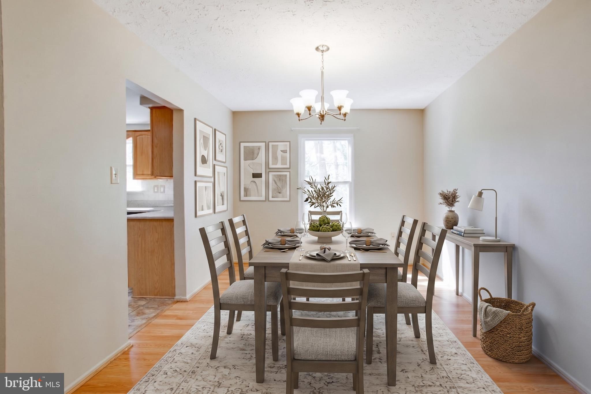 DORCHESTER - ST. CHARLES - Residential
