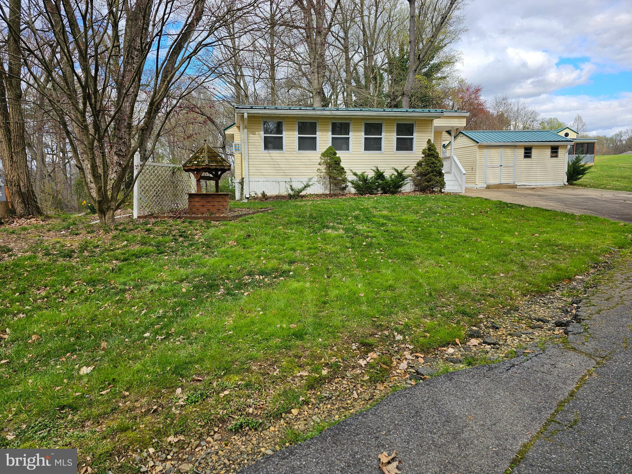 INDIAN ACRES - Residential