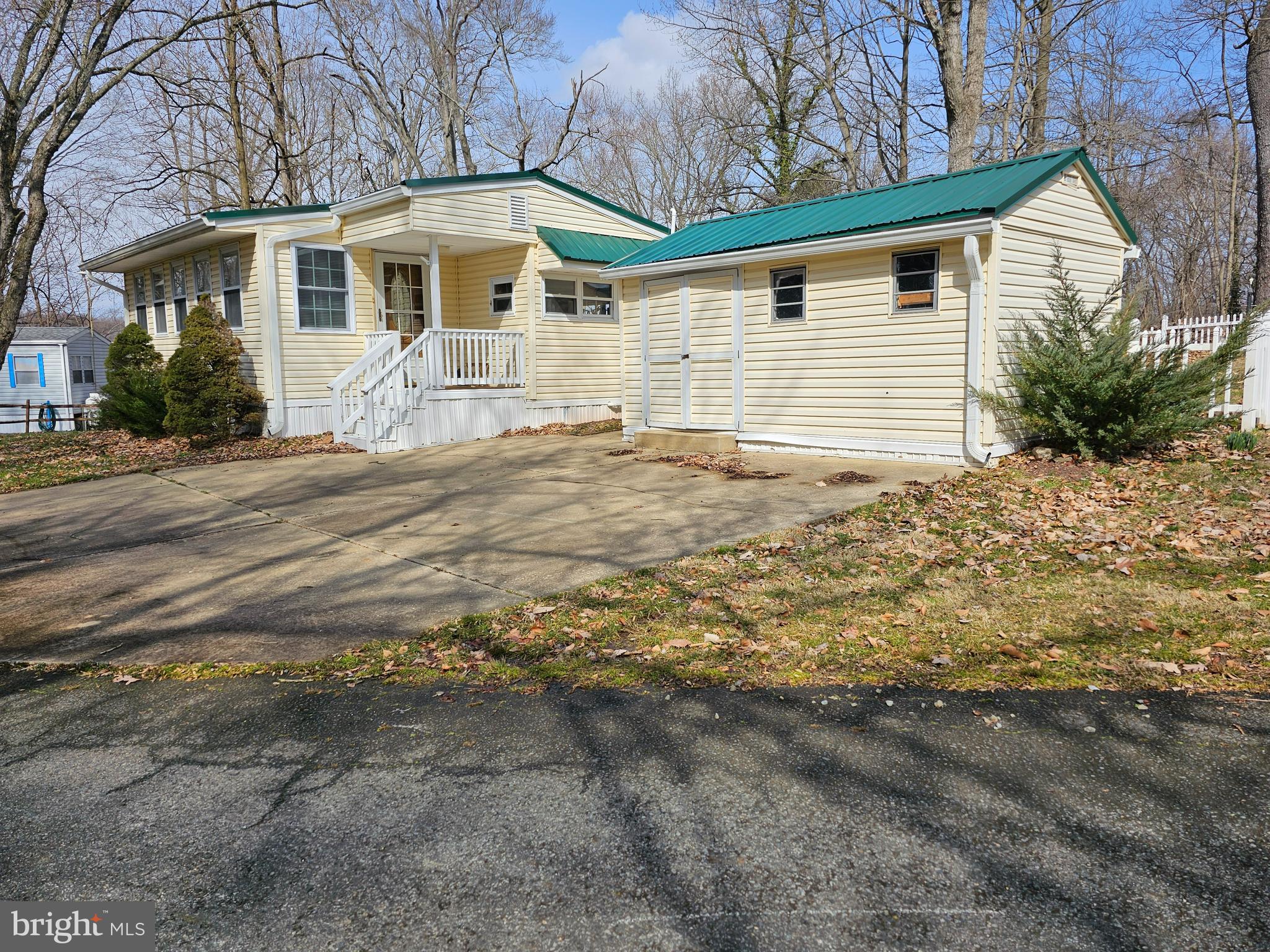 INDIAN ACRES - Residential