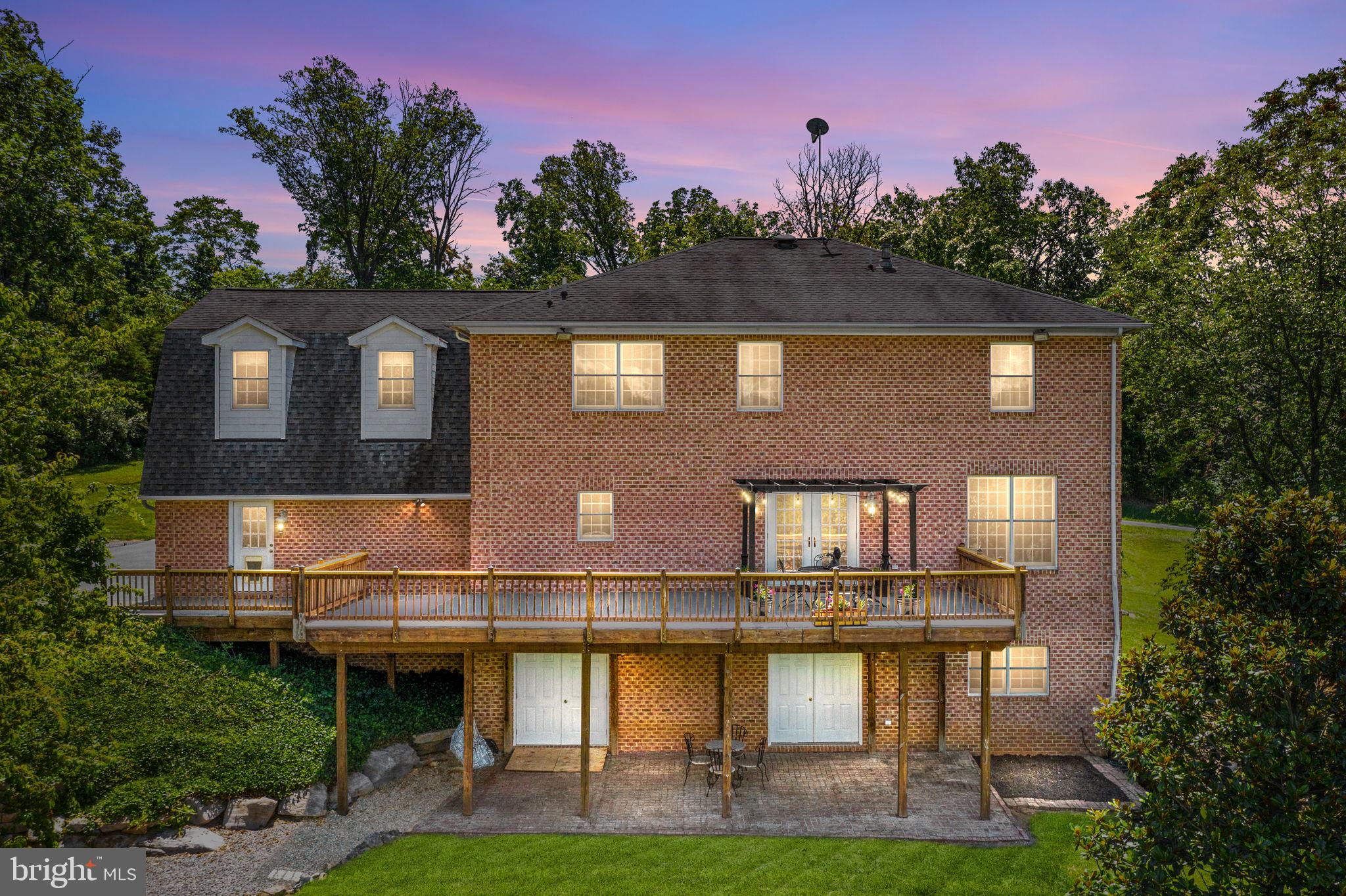 QUAKER HILL - Residential