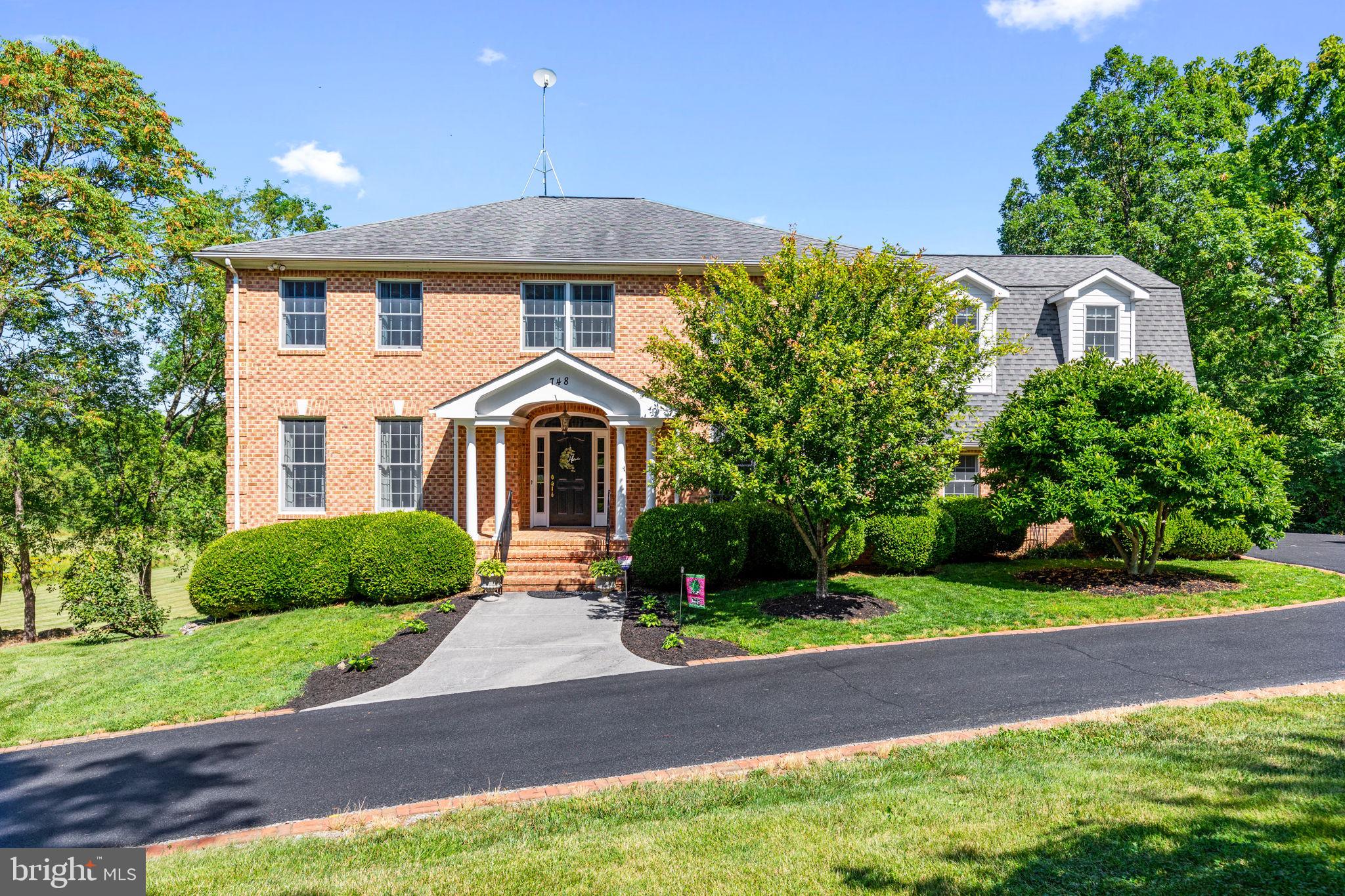 QUAKER HILL - Residential