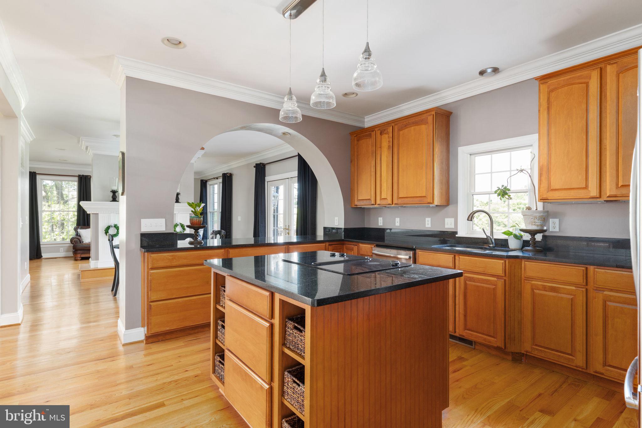 QUAKER HILL - Residential