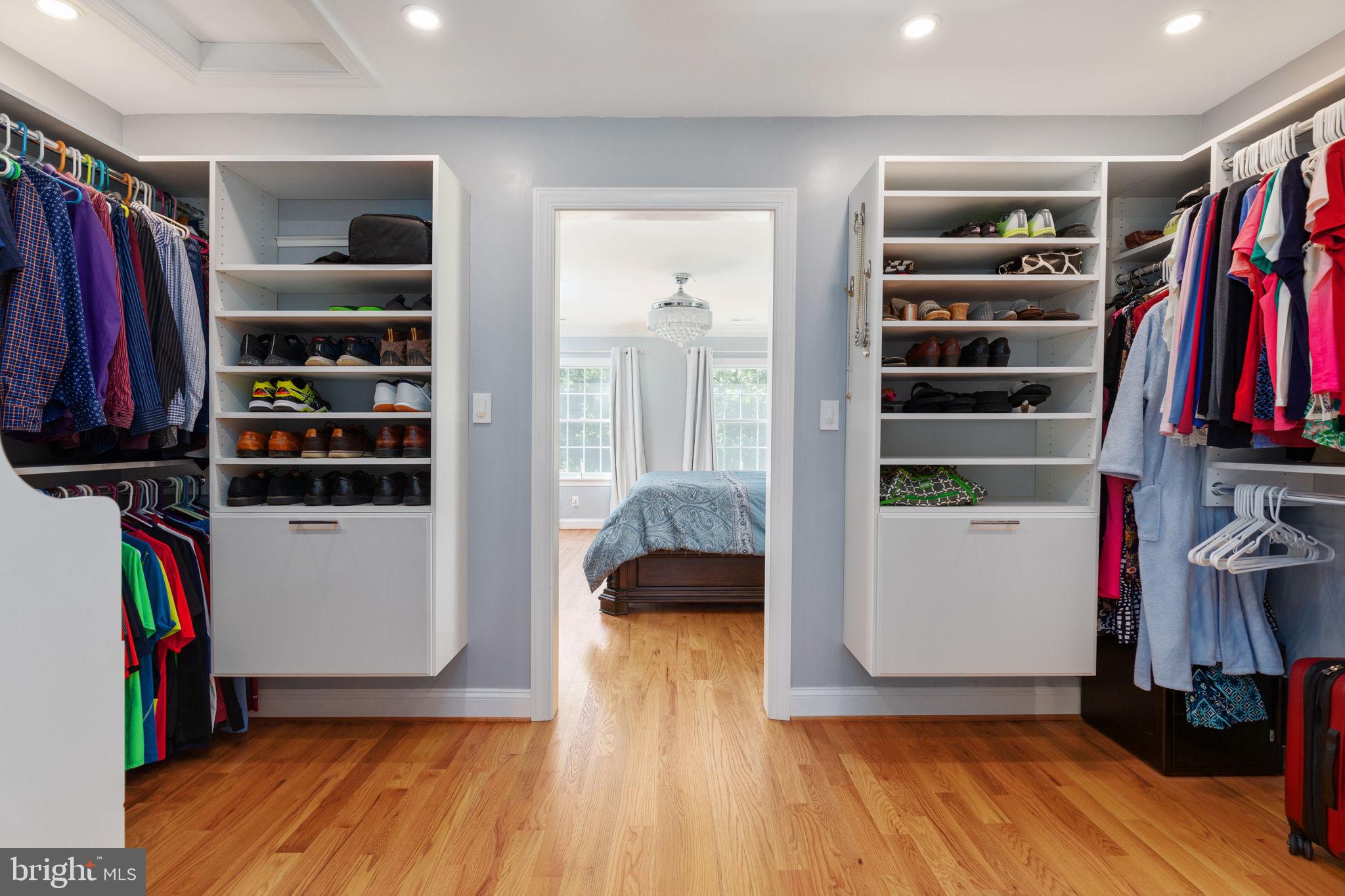 QUAKER HILL - Residential