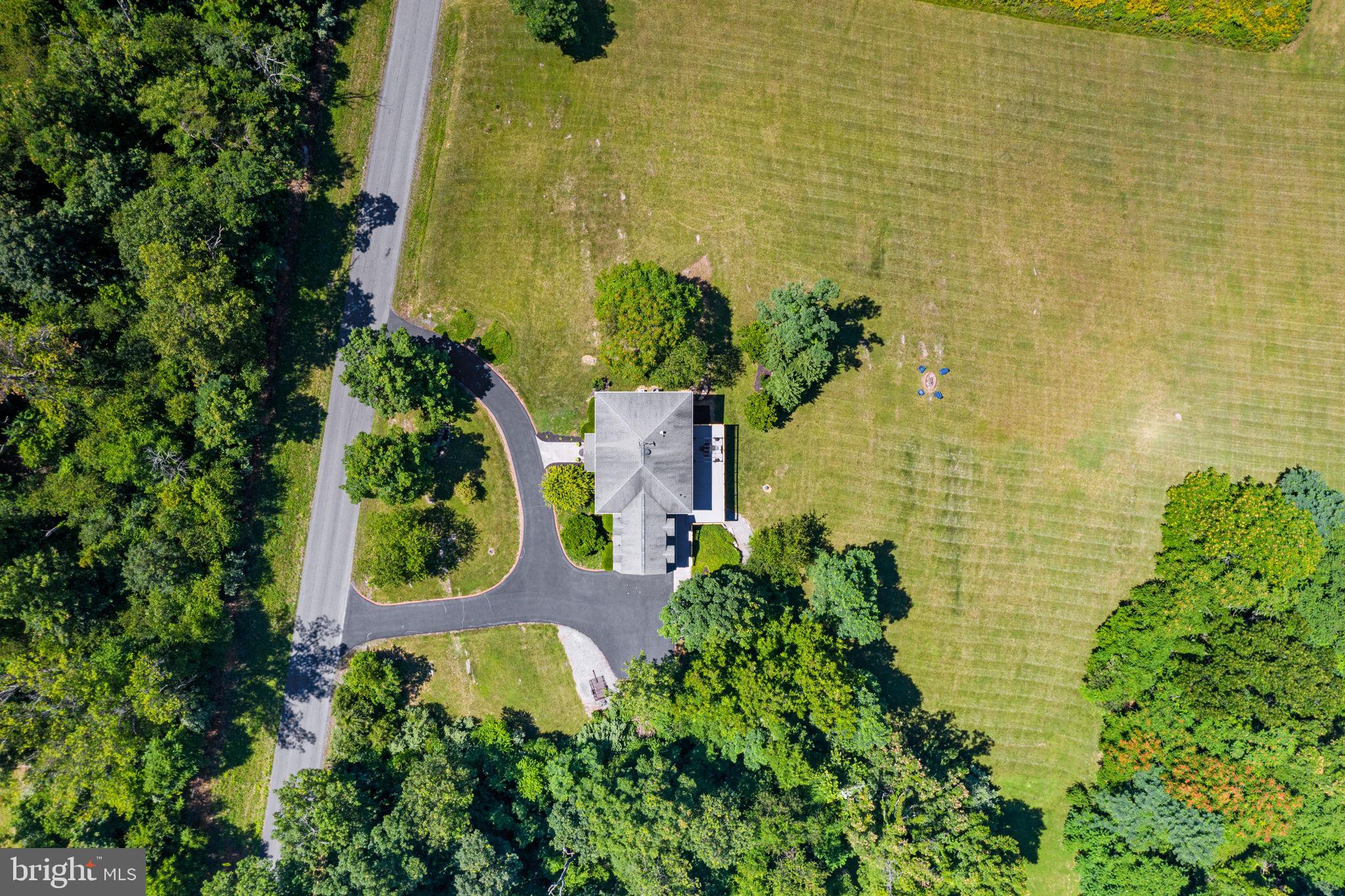 QUAKER HILL - Residential