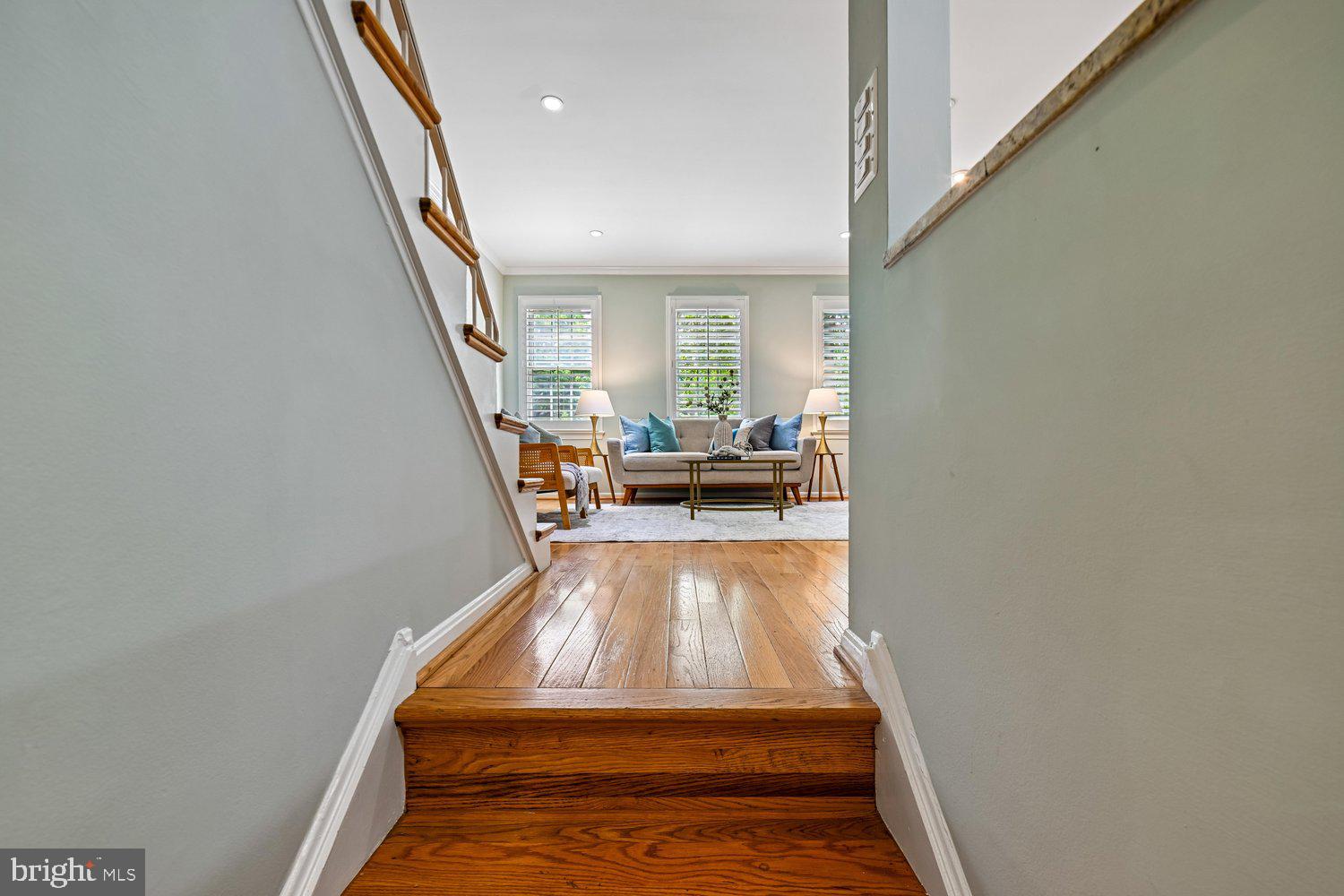 1953 CALVERT STREET NW D