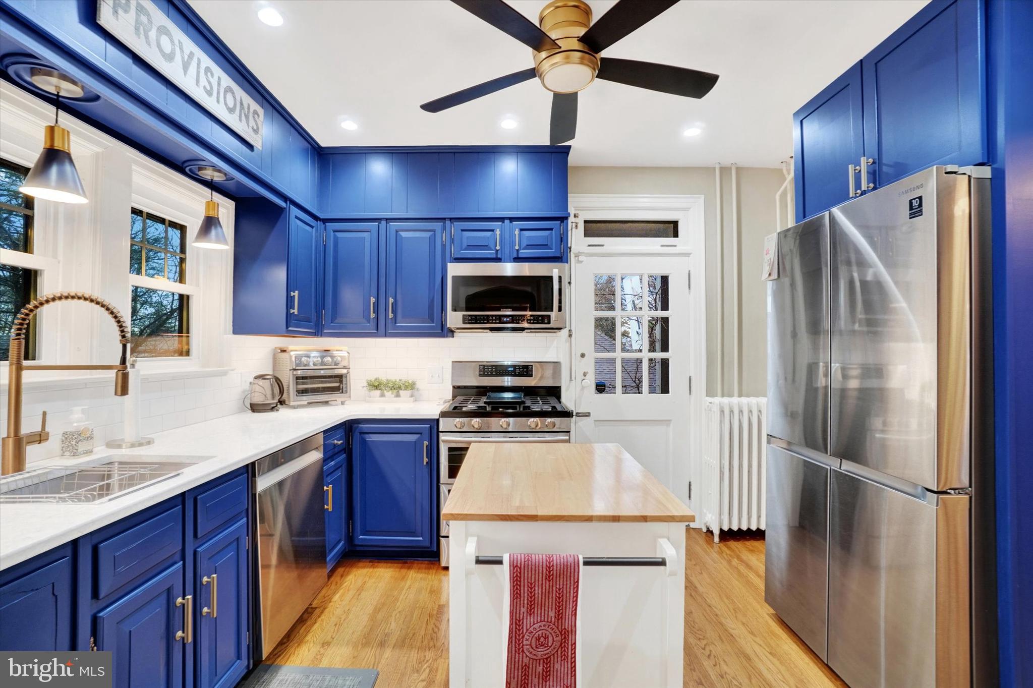 SPRINGDALE - Residential