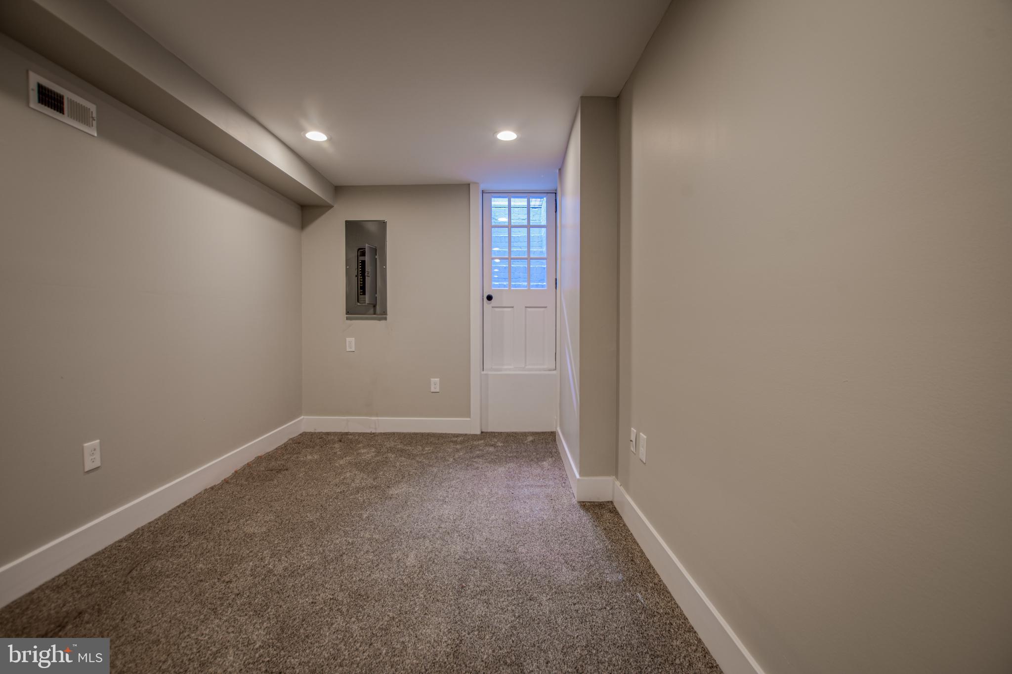 UPPER FELLS POINT - Residential