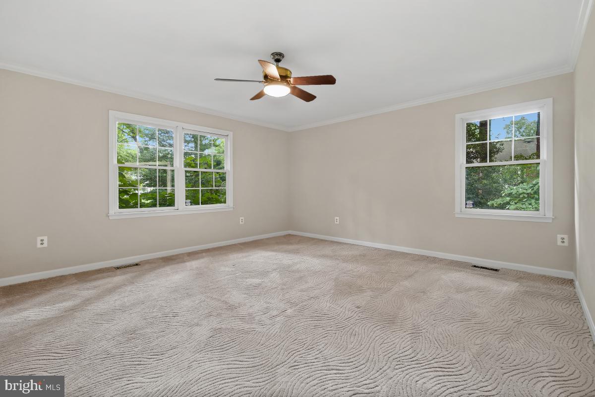 WAPLES MILL ESTATES - Residential