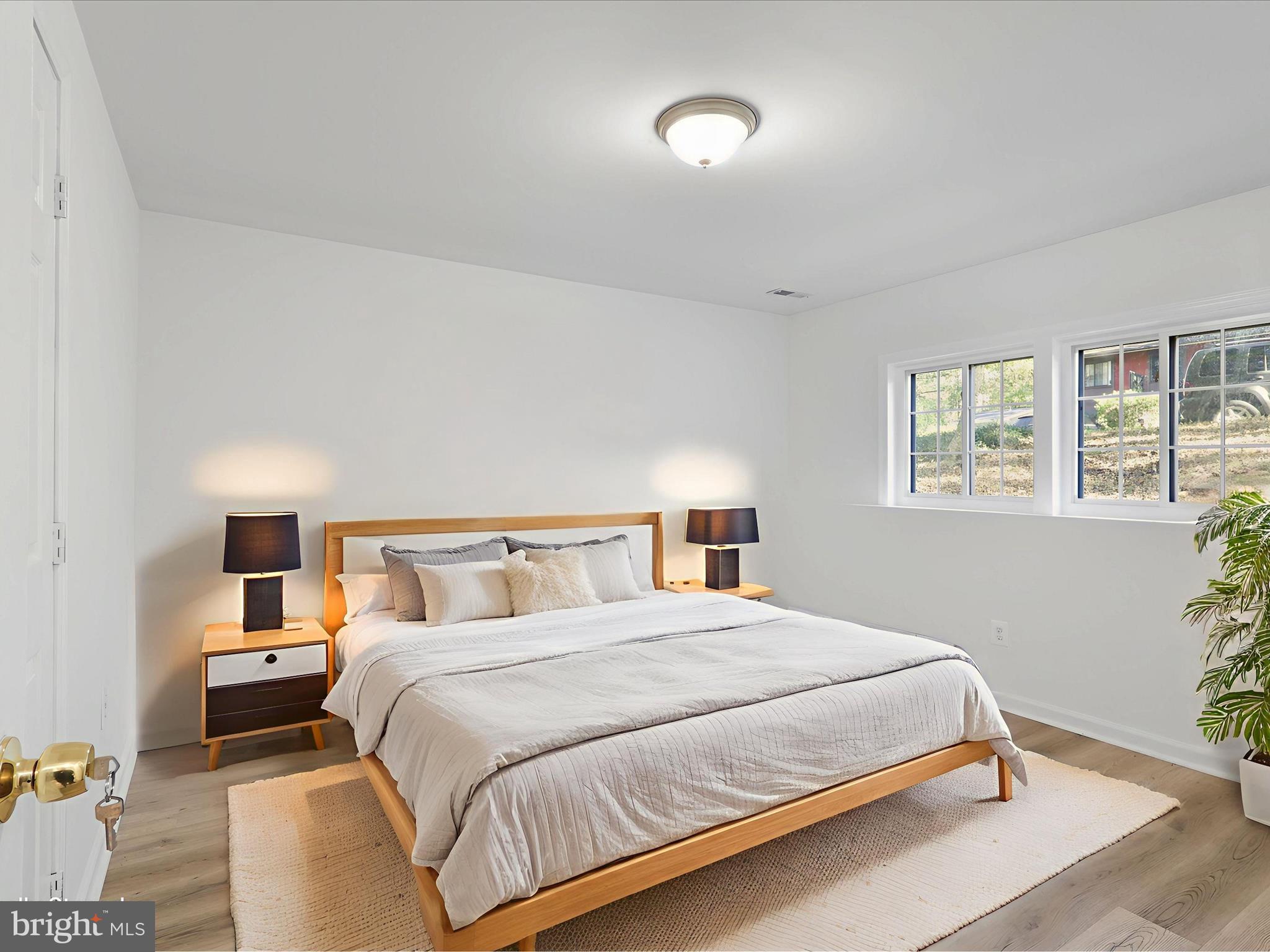 RESTON - Residential