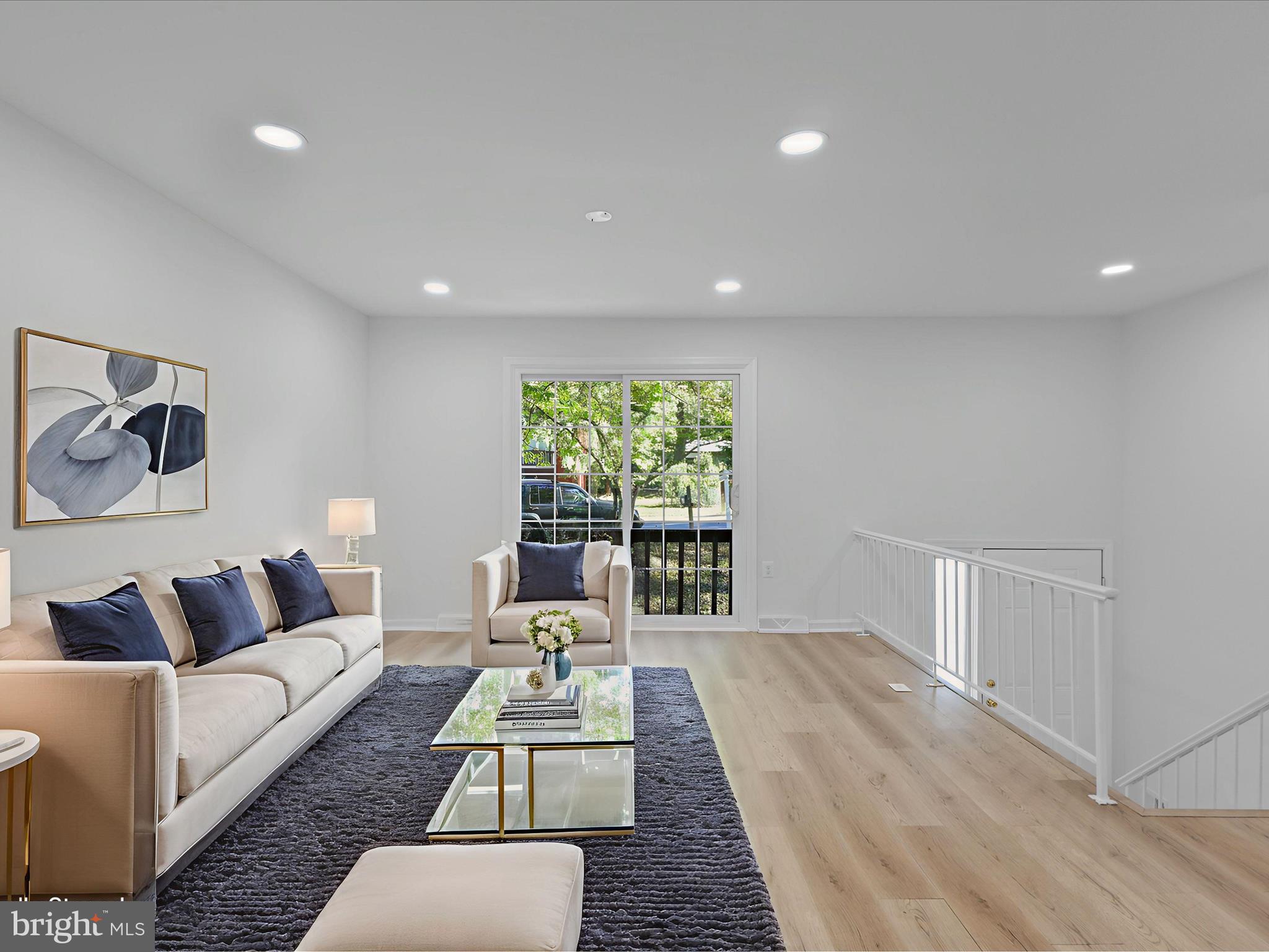 RESTON - Residential