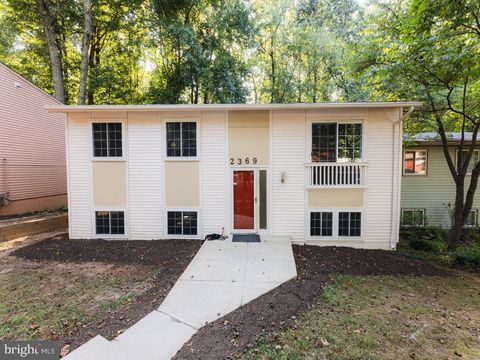 2369 OLD TRAIL DRIVE RESTON VA 20191