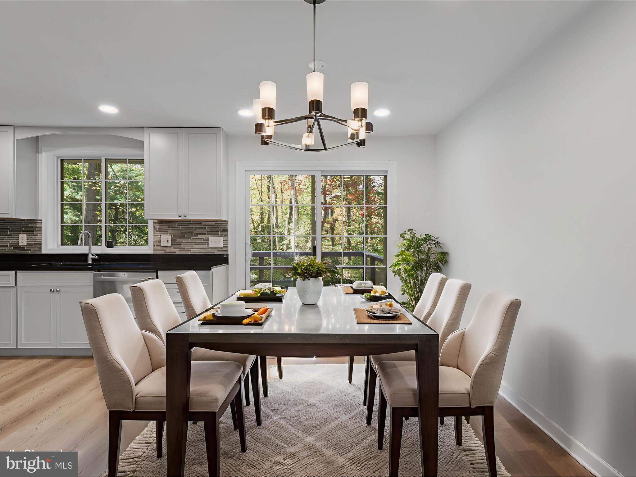 RESTON - Residential