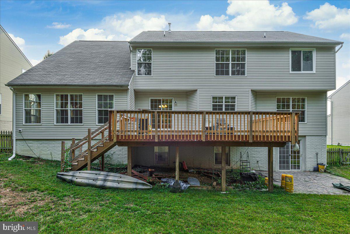 LEE'S CROSSING - Residential