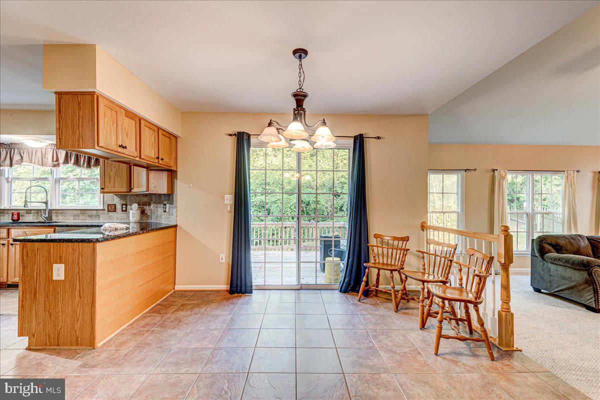 LEE'S CROSSING - Residential