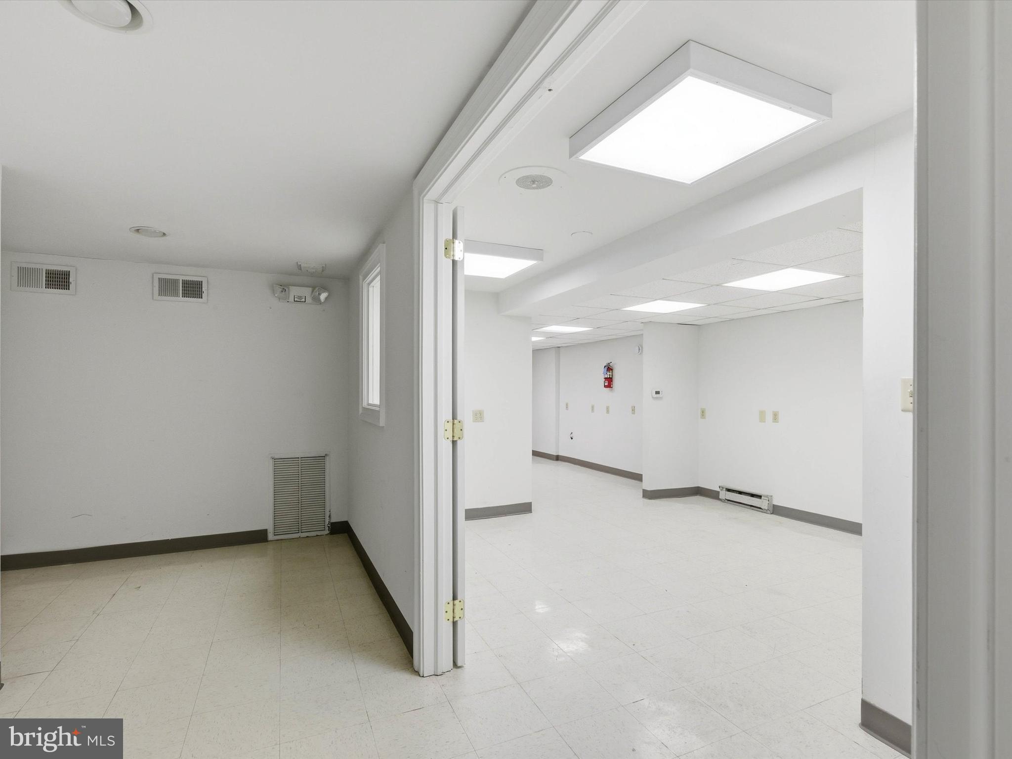 CENTRAL BUSINESS DISTRICT - Commercial Sale