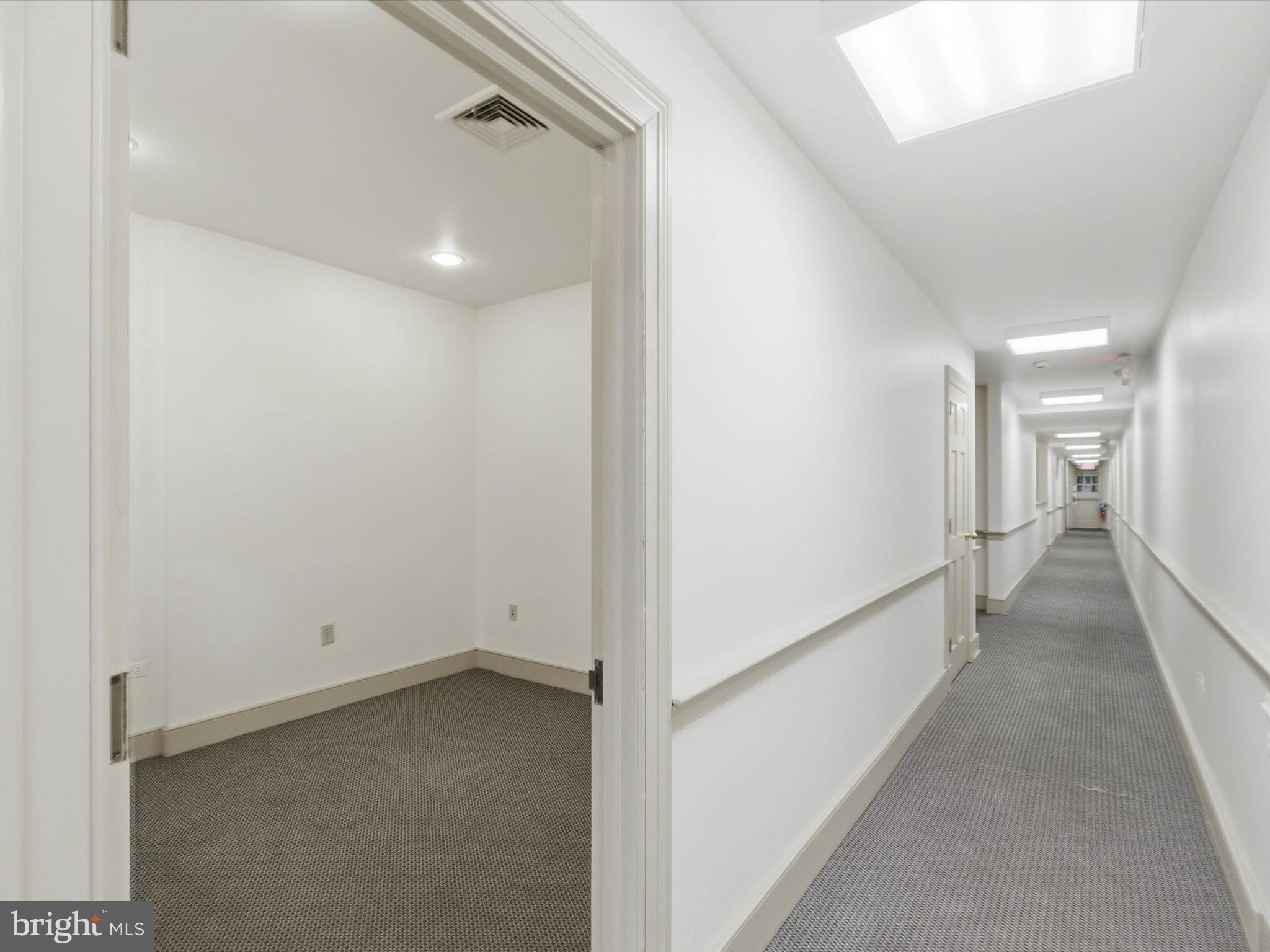 CENTRAL BUSINESS DISTRICT - Commercial Sale