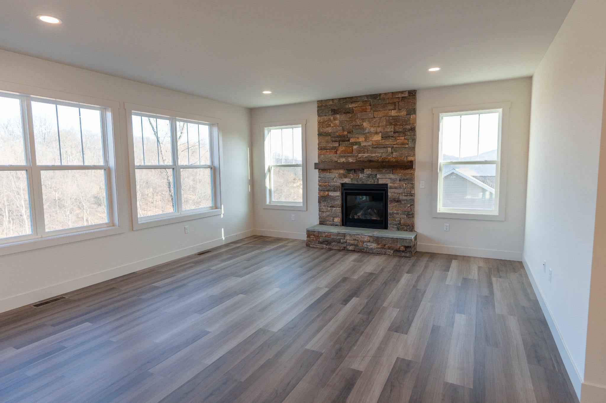 180 MORLETON AVENUE LOT 184