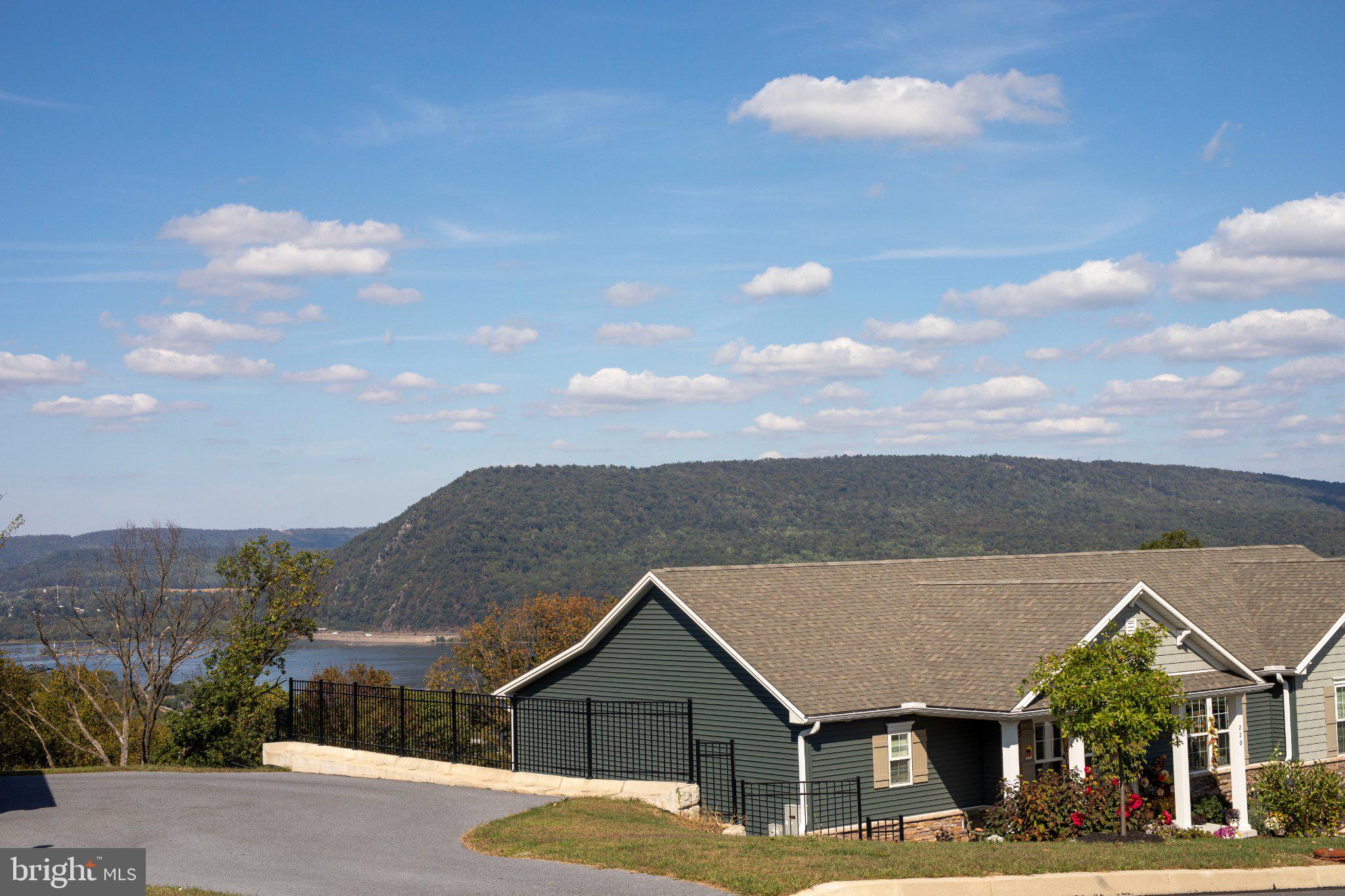 180 MORLETON AVENUE LOT 184