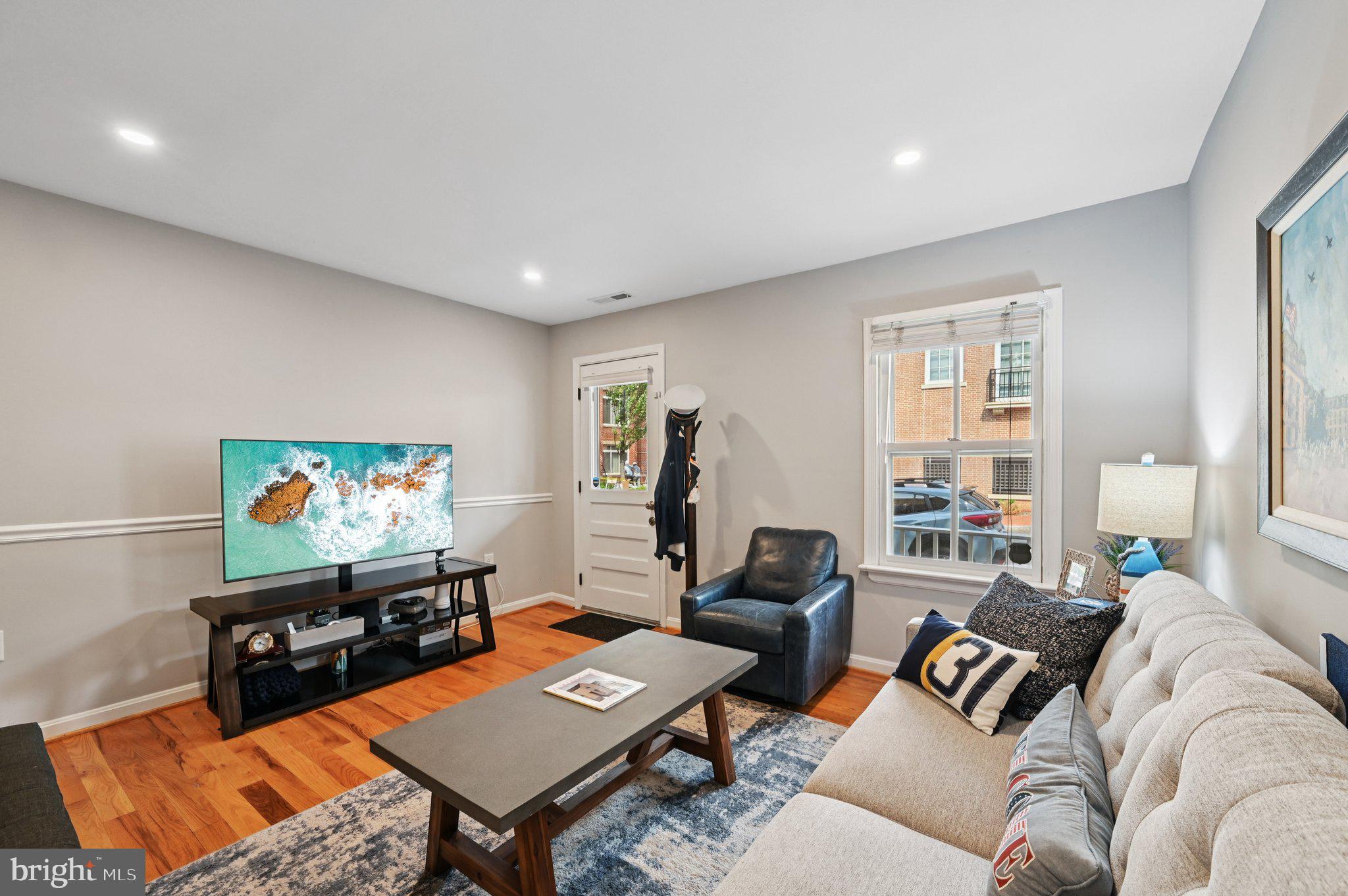 ANNAPOLIS - Residential