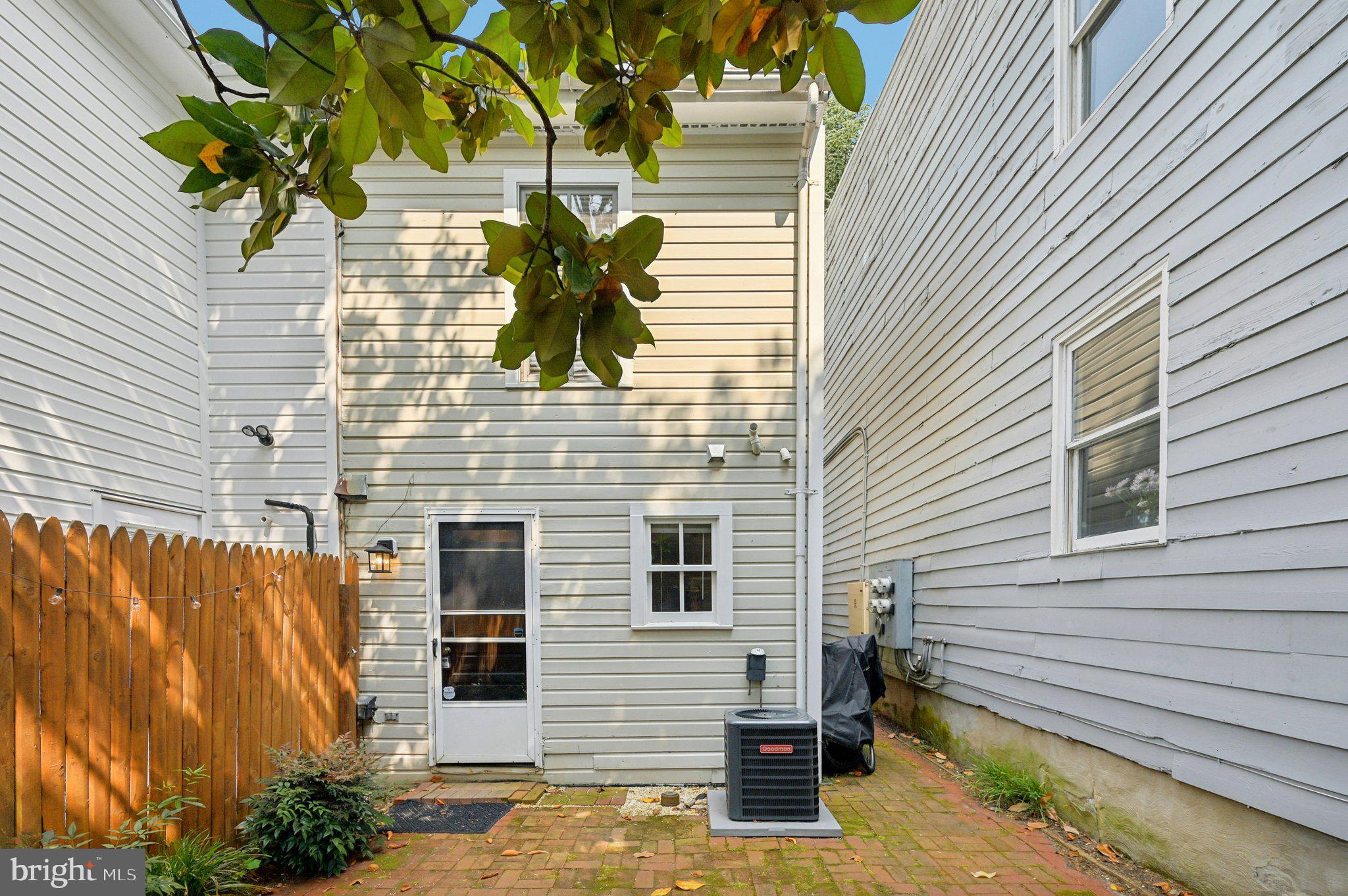 ANNAPOLIS - Residential