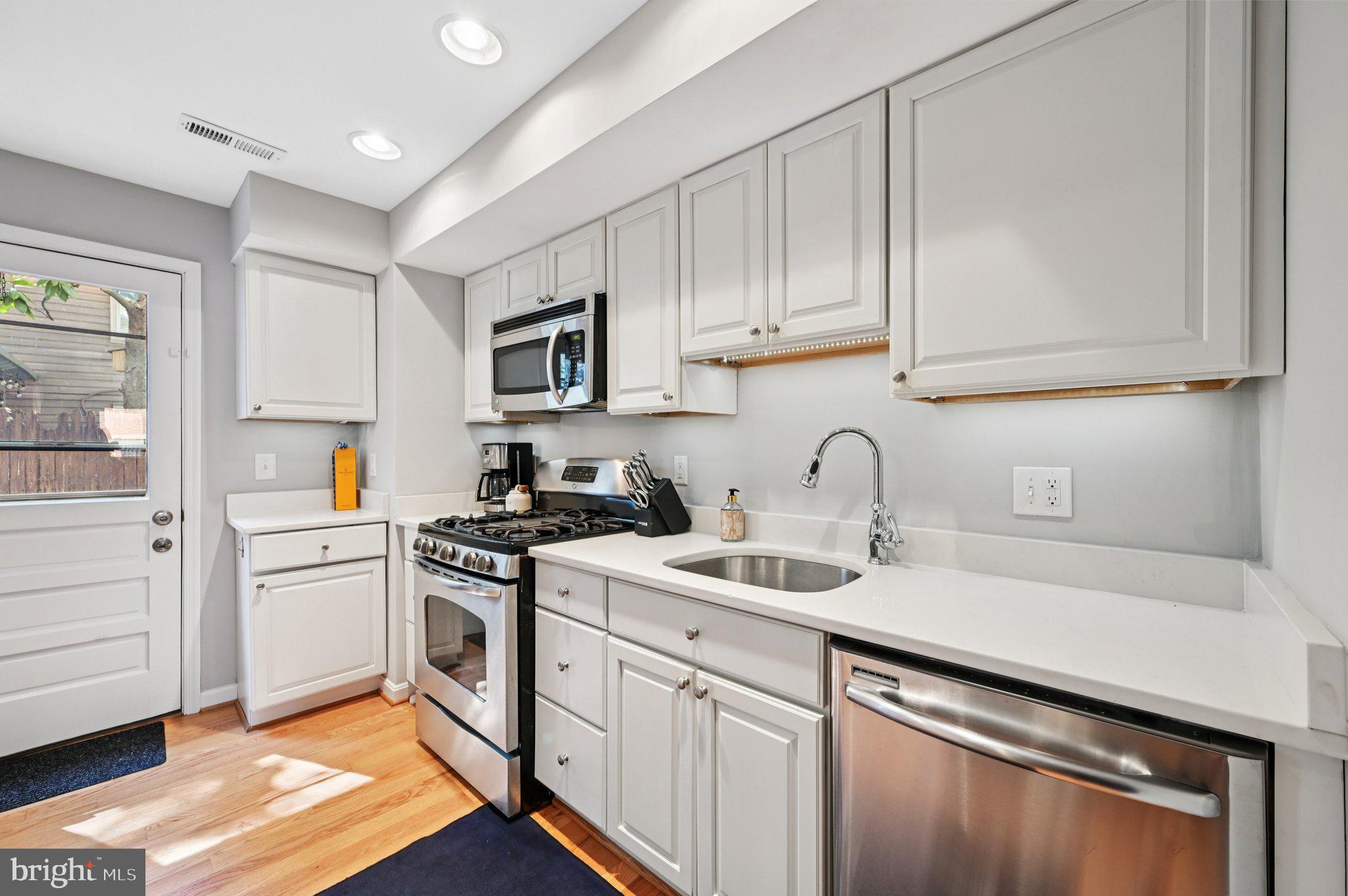 ANNAPOLIS - Residential