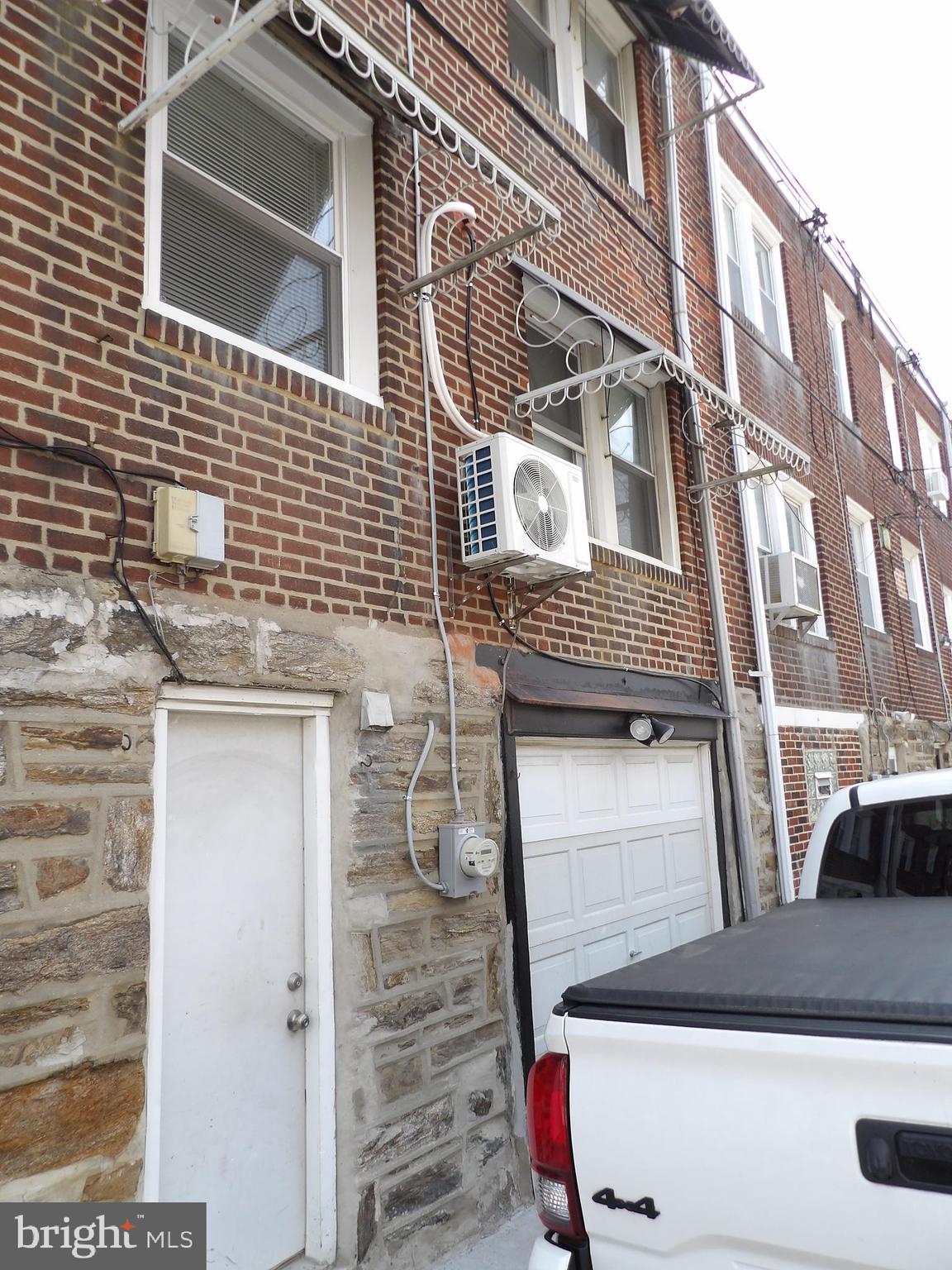 OXFORD CIRCLE - Residential