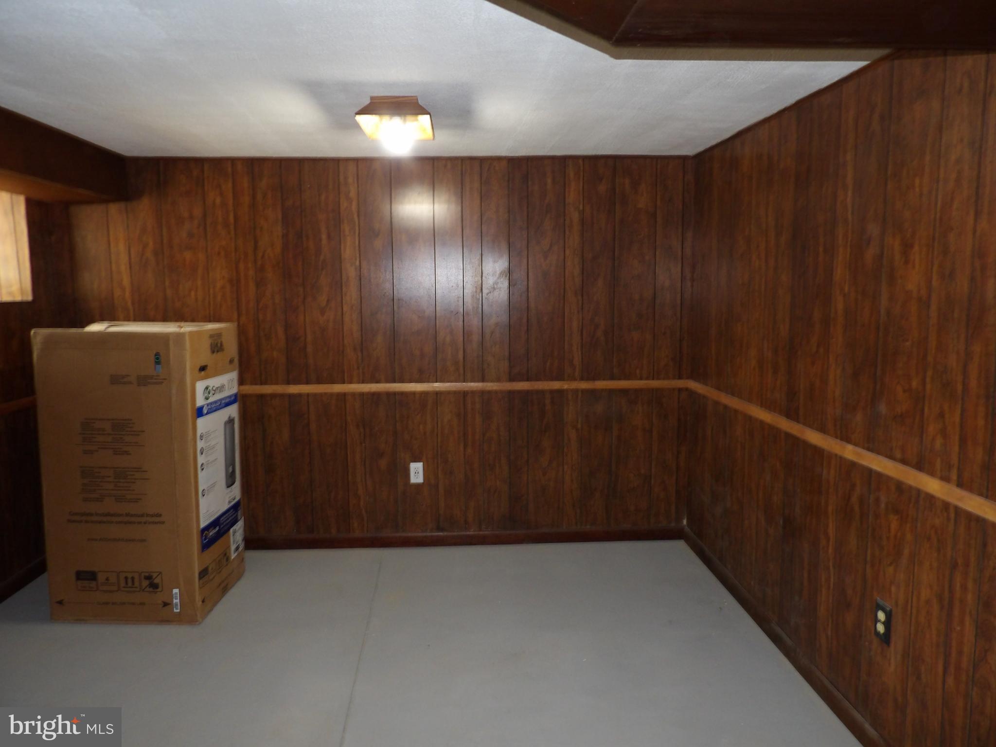 OXFORD CIRCLE - Residential