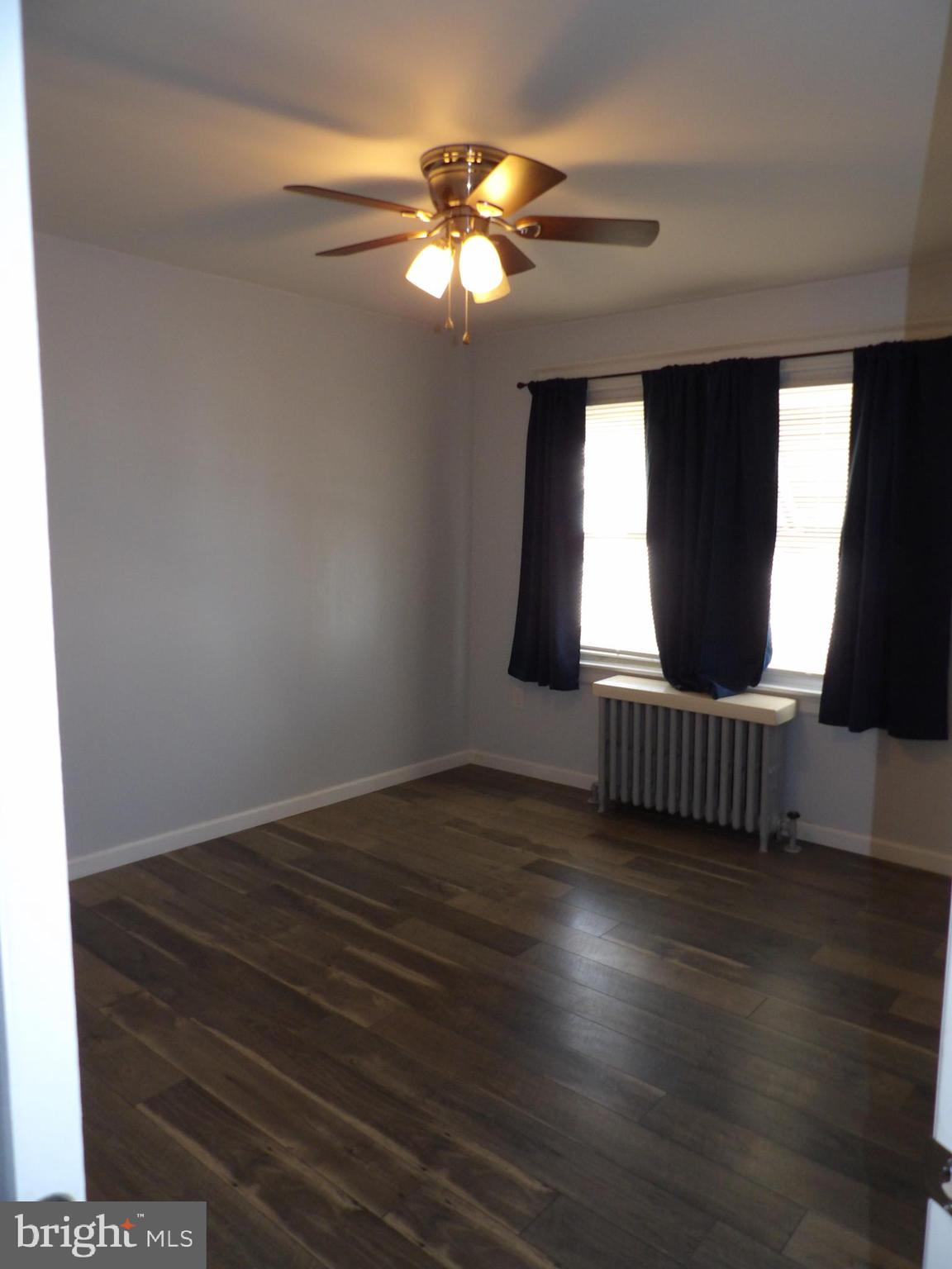 OXFORD CIRCLE - Residential