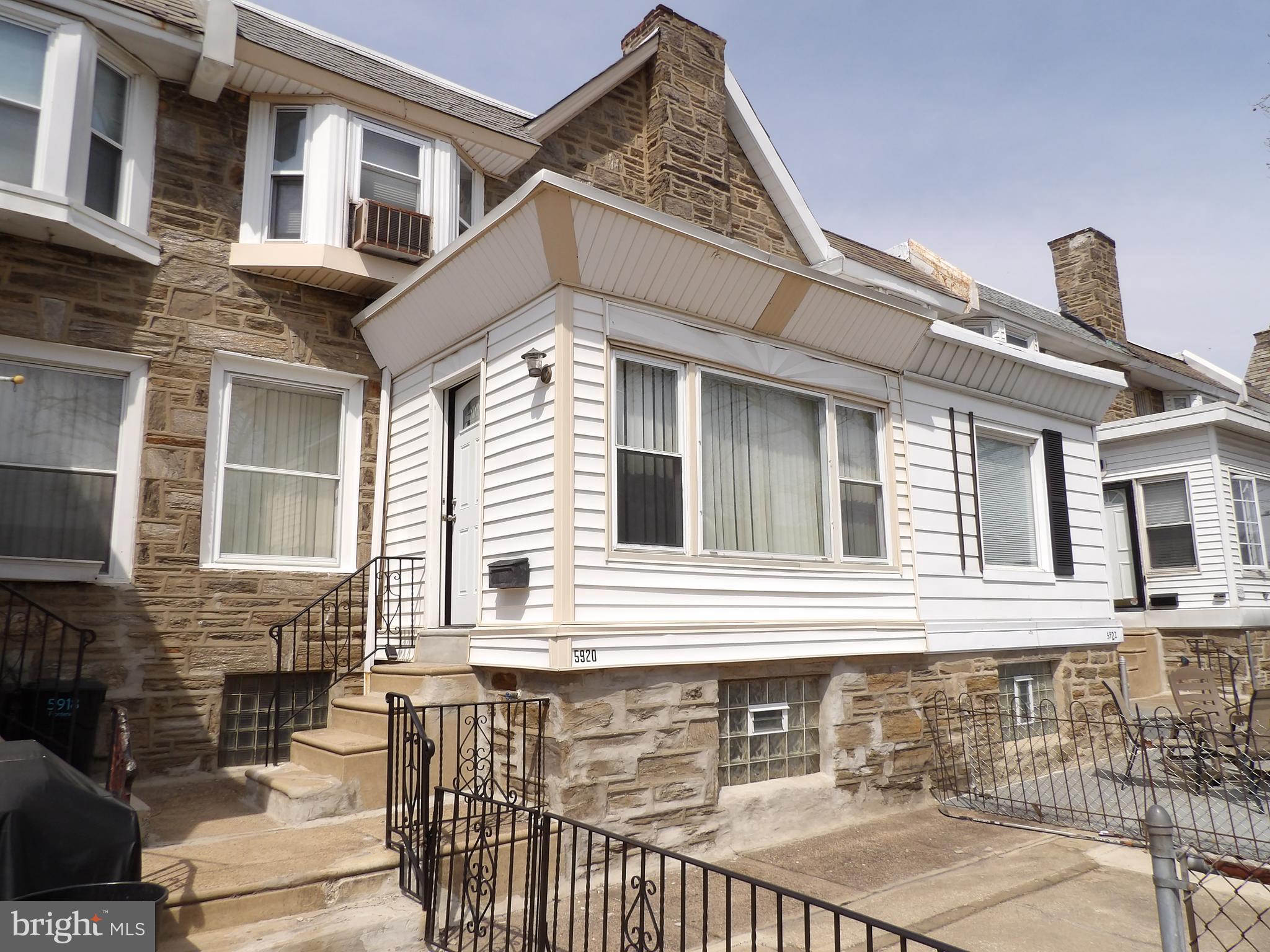 OXFORD CIRCLE - Residential