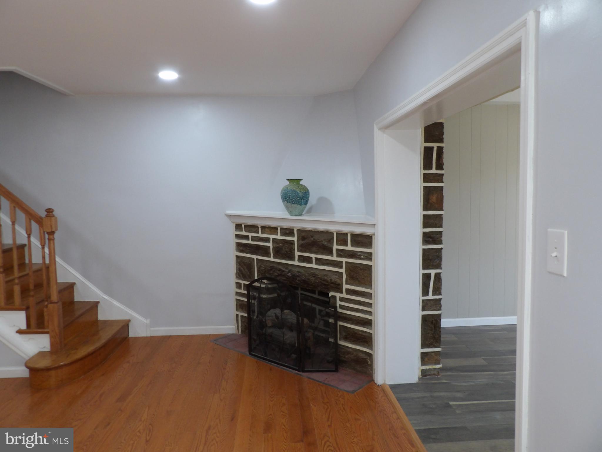 OXFORD CIRCLE - Residential