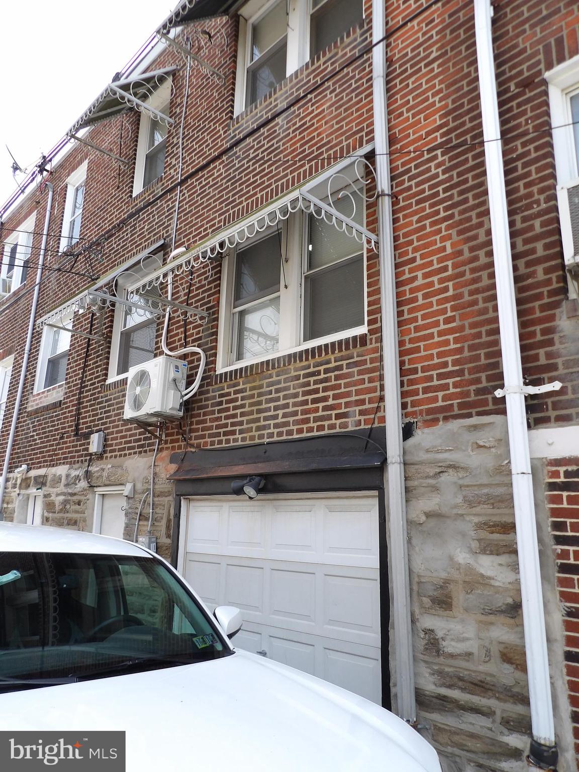 OXFORD CIRCLE - Residential