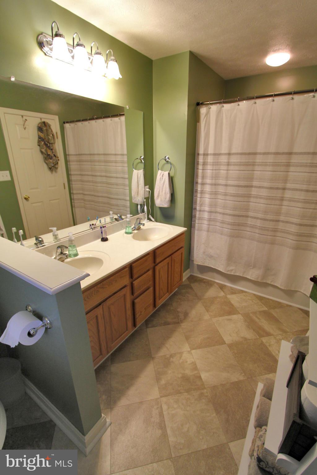 ST GEORGE BEACH - Residential