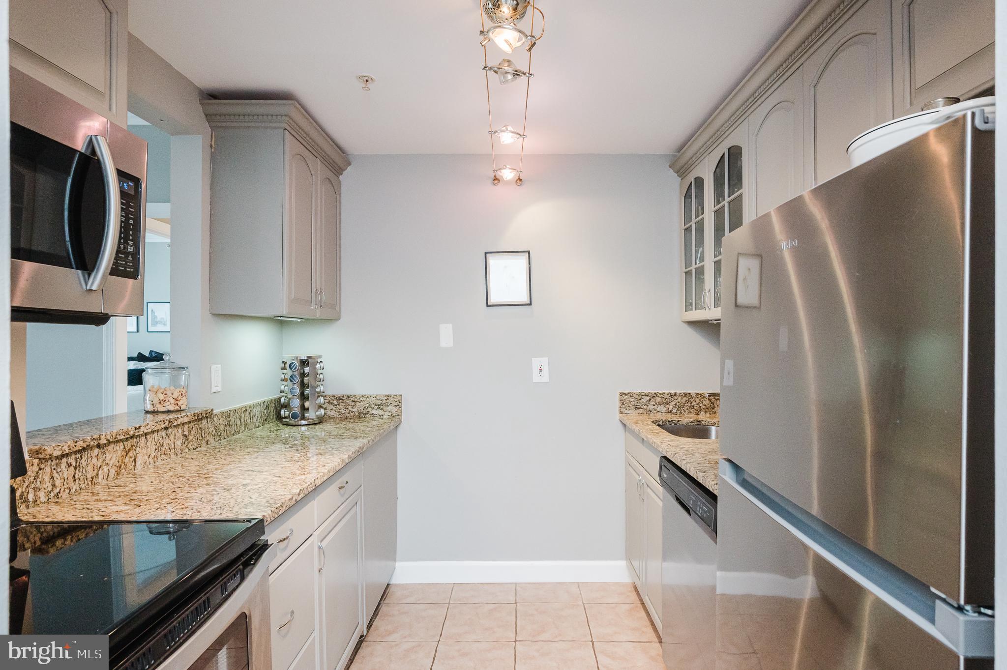 PENTHOUSE CONDOMINIUMS - Residential