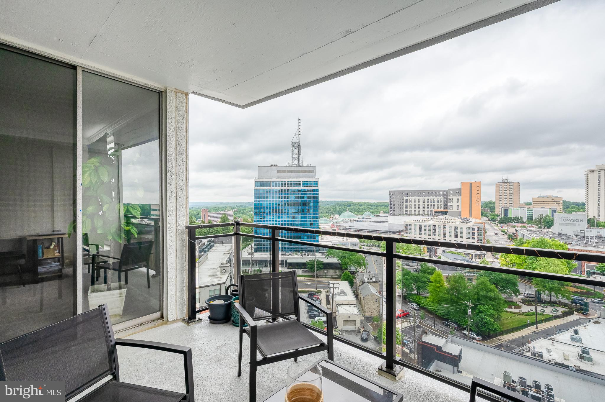 PENTHOUSE CONDOMINIUMS - Residential